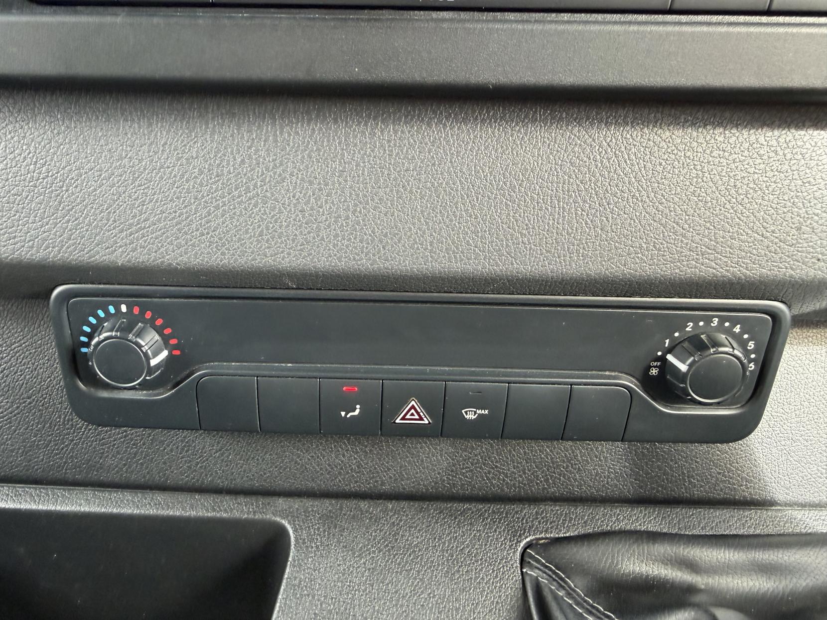 2020 Mercedes-Benz Sprinter 2.1 311 CDI Panel Van 5dr Diesel Manual RWD L3 H2 Euro 6 (114 ps) - Thumbnail 23