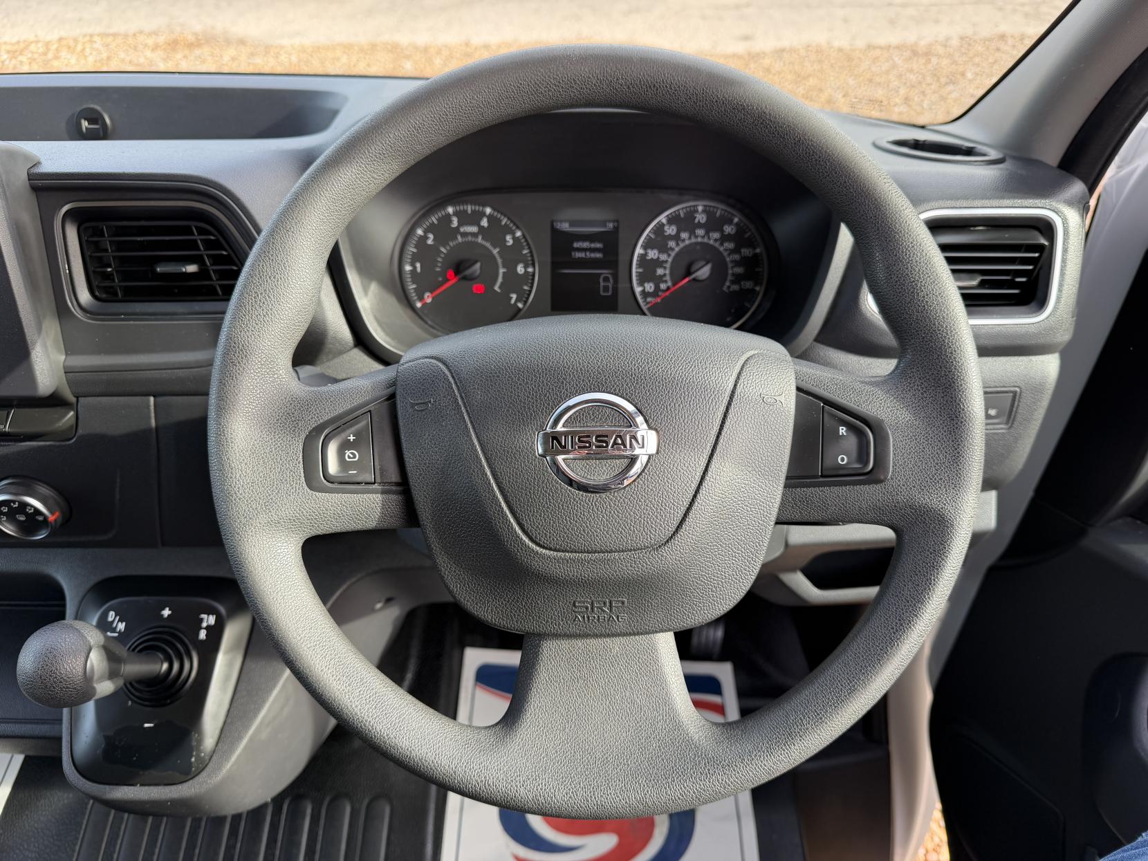 2023 Nissan Interstar 2.3 dCi 35 Acenta Panel Van 4dr Diesel Auto FWD L1 Euro 6 (s/s) (150 ps) - Thumbnail 16