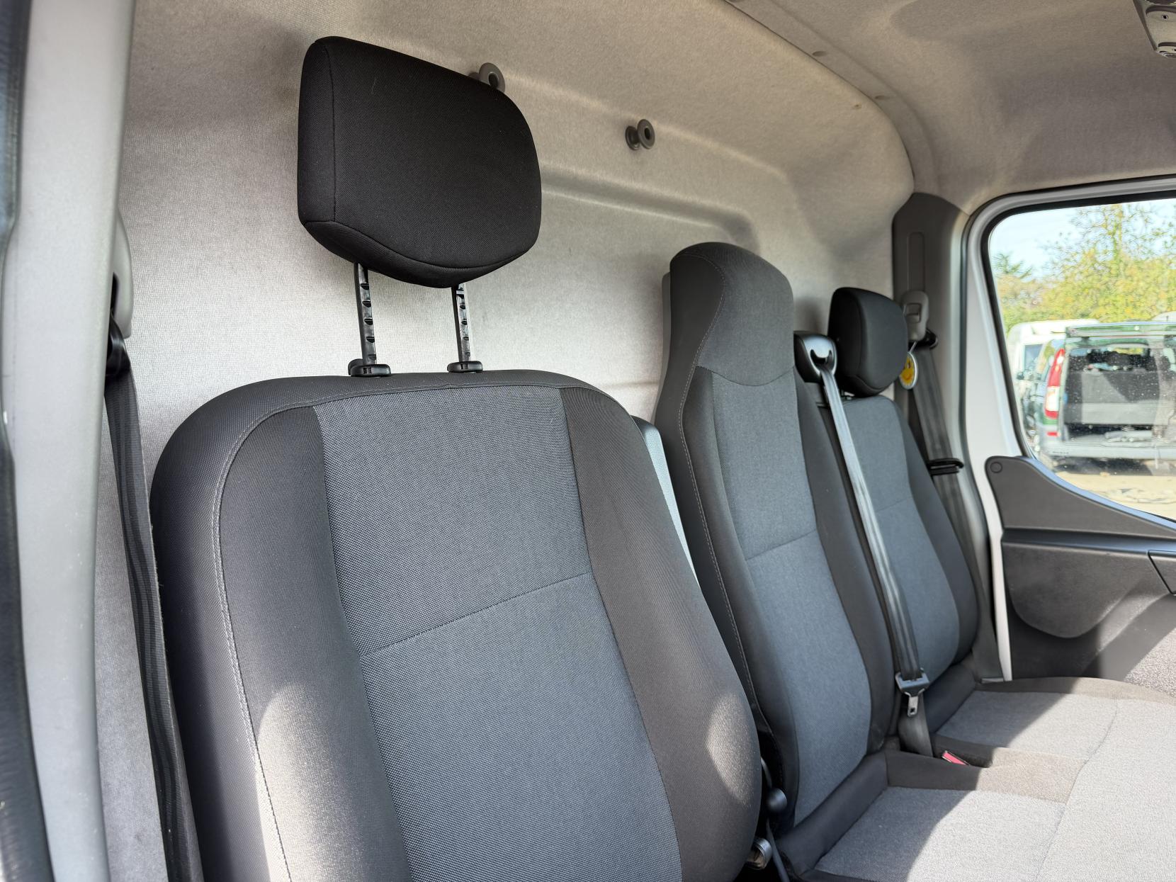 2023 Nissan Interstar 2.3 dCi 35 Acenta Panel Van 4dr Diesel Auto FWD L1 Euro 6 (s/s) (150 ps) - Thumbnail 15