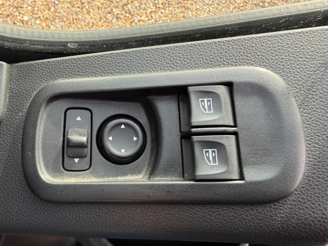 2023 Nissan Interstar 2.3 dCi 35 Acenta Panel Van 4dr Diesel Auto FWD L1 Euro 6 (s/s) (150 ps) - Thumbnail 24