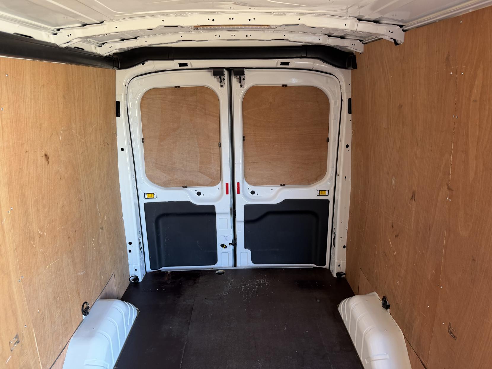 2017 Ford Transit 2.2 TDCi 350 Panel Van 5dr Diesel Manual RWD L3 H2 Euro 5 (125 ps) - Thumbnail 36