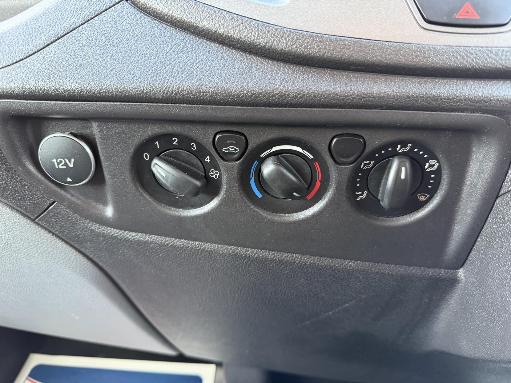 2017 Ford Transit 2.2 TDCi 350 Panel Van 5dr Diesel Manual RWD L3 H2 Euro 5 (125 ps) - Thumbnail 21