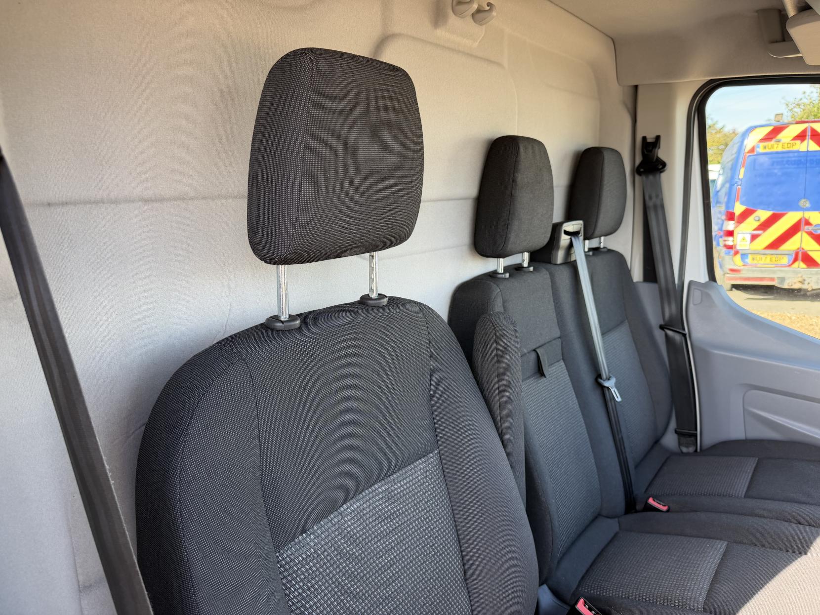 2017 Ford Transit 2.2 TDCi 350 Panel Van 5dr Diesel Manual RWD L3 H2 Euro 5 (125 ps) - Thumbnail 22
