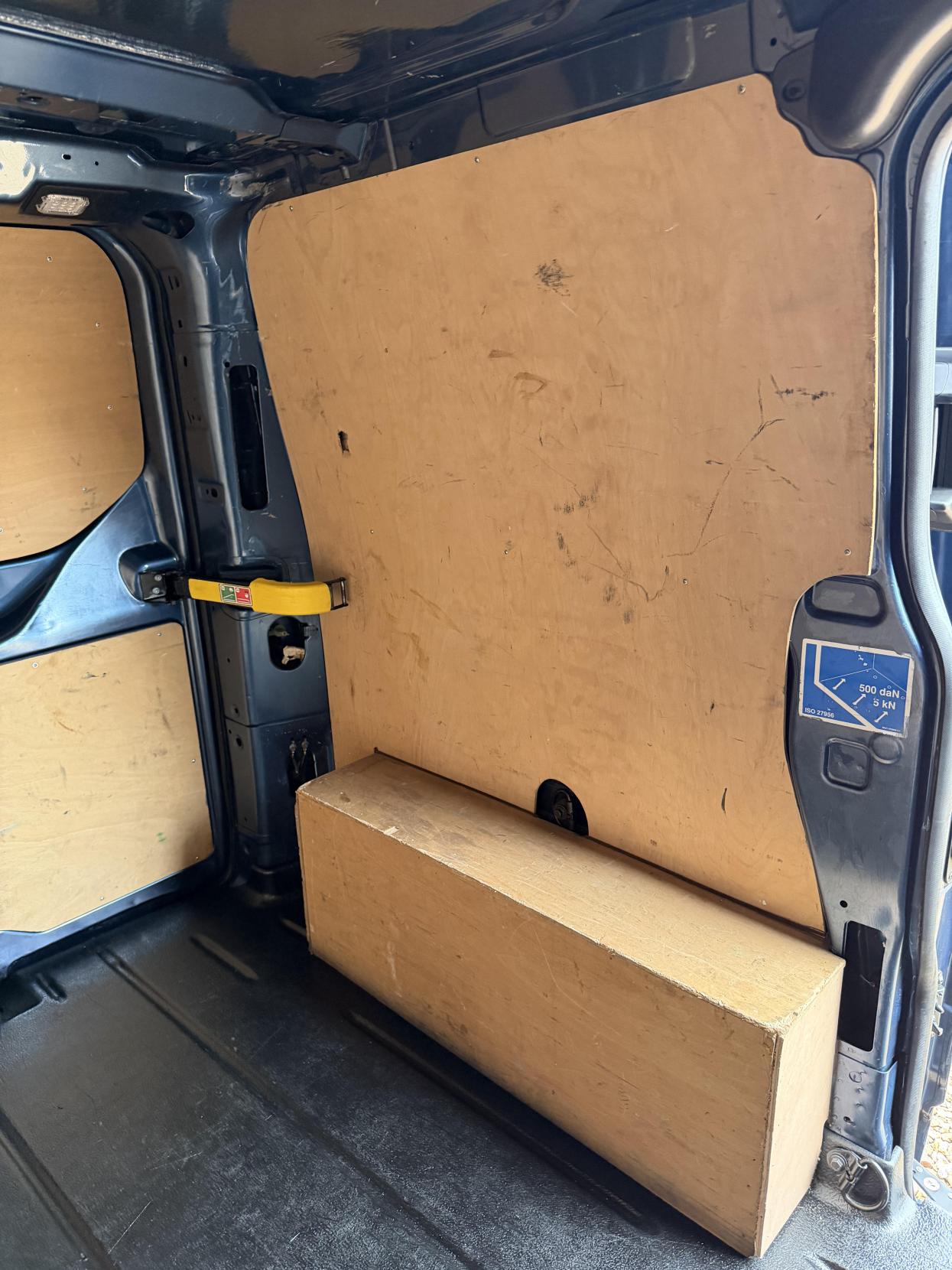 2019 Ford Transit Custom 2.0 300 EcoBlue Limited Panel Van 5dr Diesel Auto L1 H1 Euro 6 (s/s) (130 ps) - Thumbnail 38