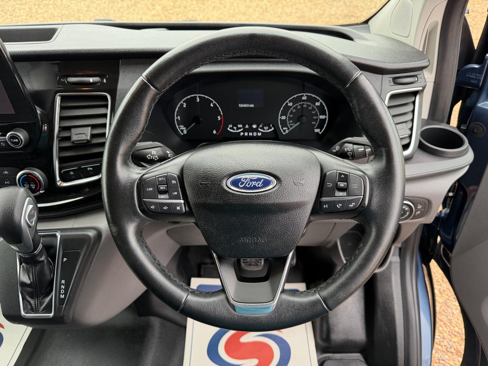 2019 Ford Transit Custom 2.0 300 EcoBlue Limited Panel Van 5dr Diesel Auto L1 H1 Euro 6 (s/s) (130 ps) - Thumbnail 16