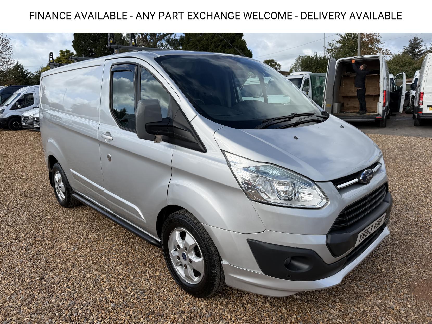 2013 Ford Transit Custom 2.2 TDCi 270 Limited Panel Van 5dr Diesel Manual L1 H1 (186 g/km, 123 bhp) - Thumbnail 5