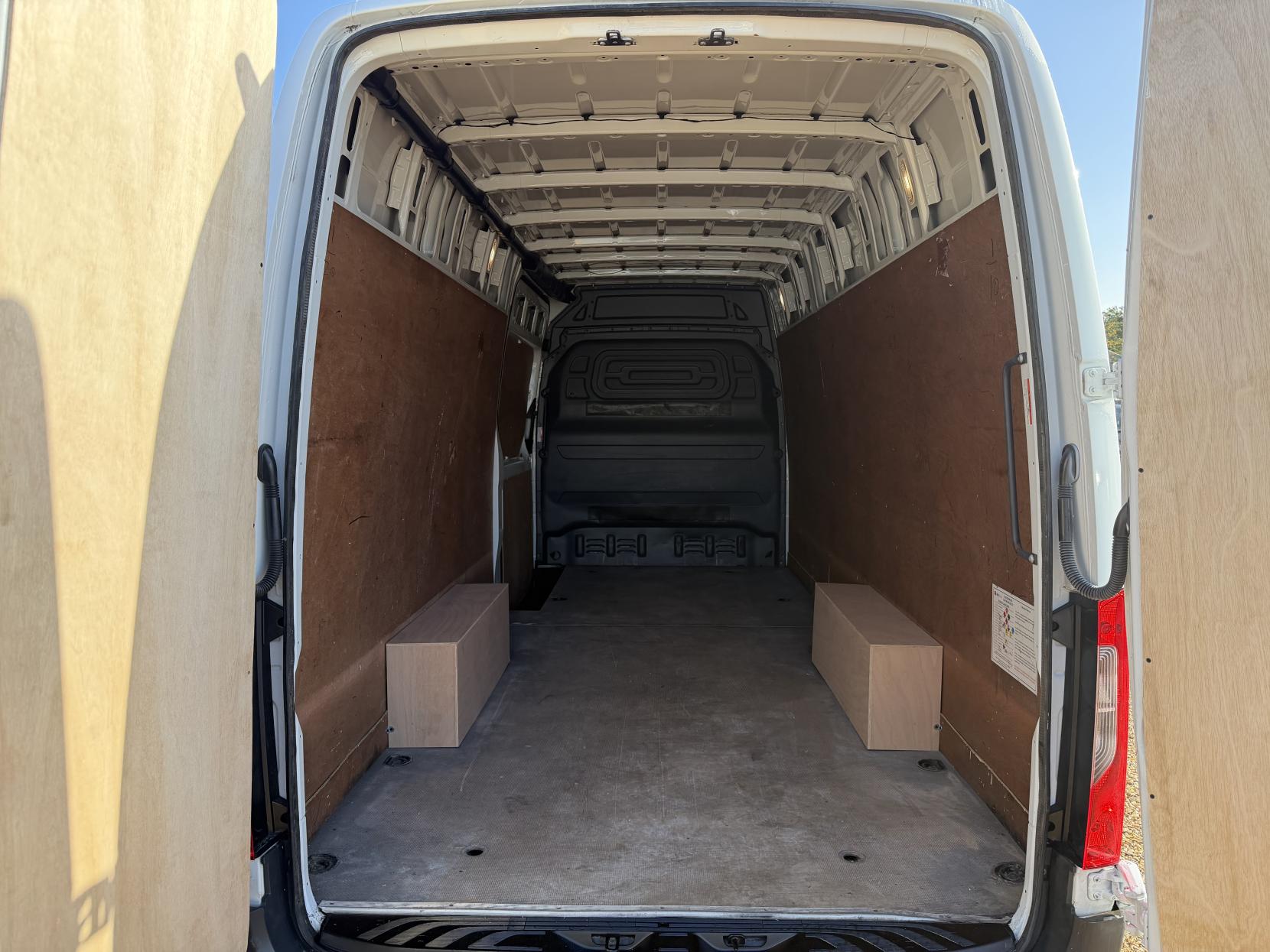 2019 Mercedes-Benz Sprinter 2.1 311 CDI Panel Van 5dr Diesel Manual RWD L3 H2 Euro 6 (114 ps) - Thumbnail 3