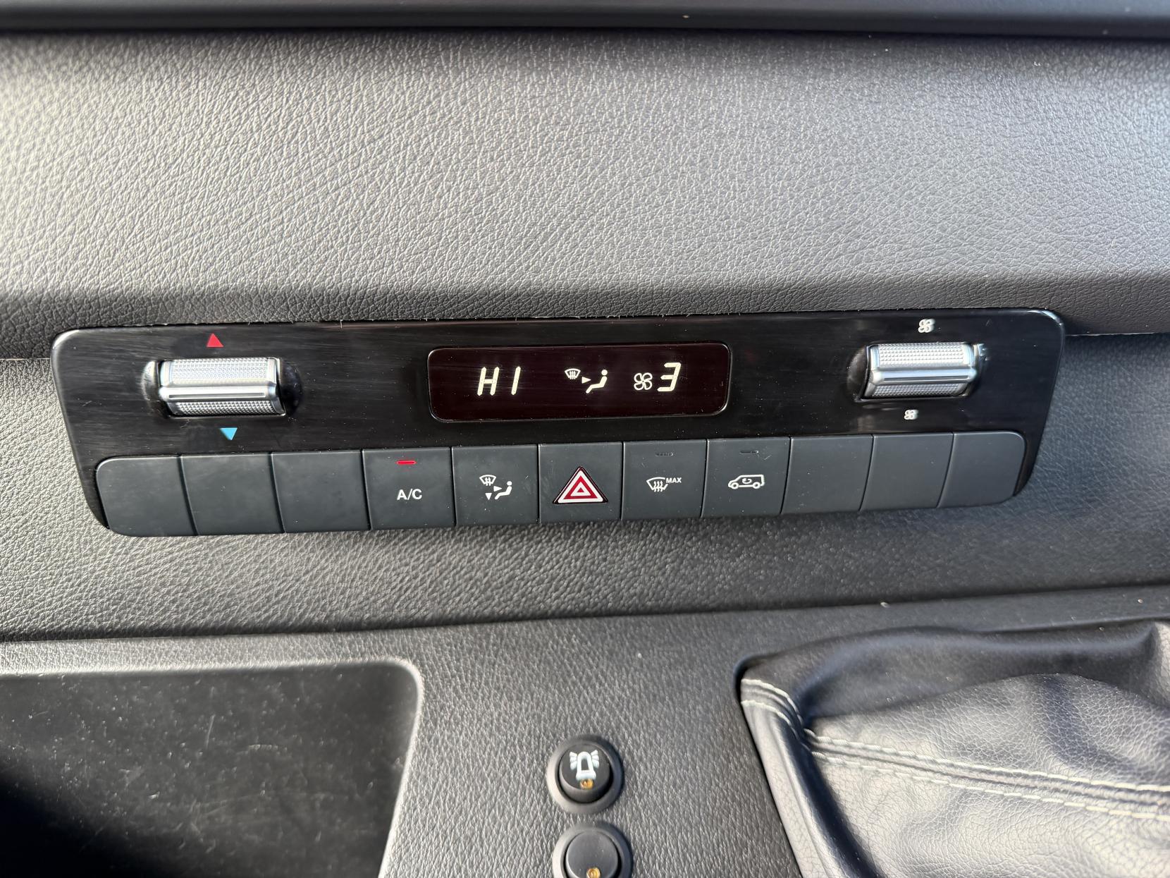 2019 Mercedes-Benz Sprinter 2.1 316 CDI Panel Van 5dr Diesel Manual RWD L2 H2 Euro 6 (163 ps) - Thumbnail 27