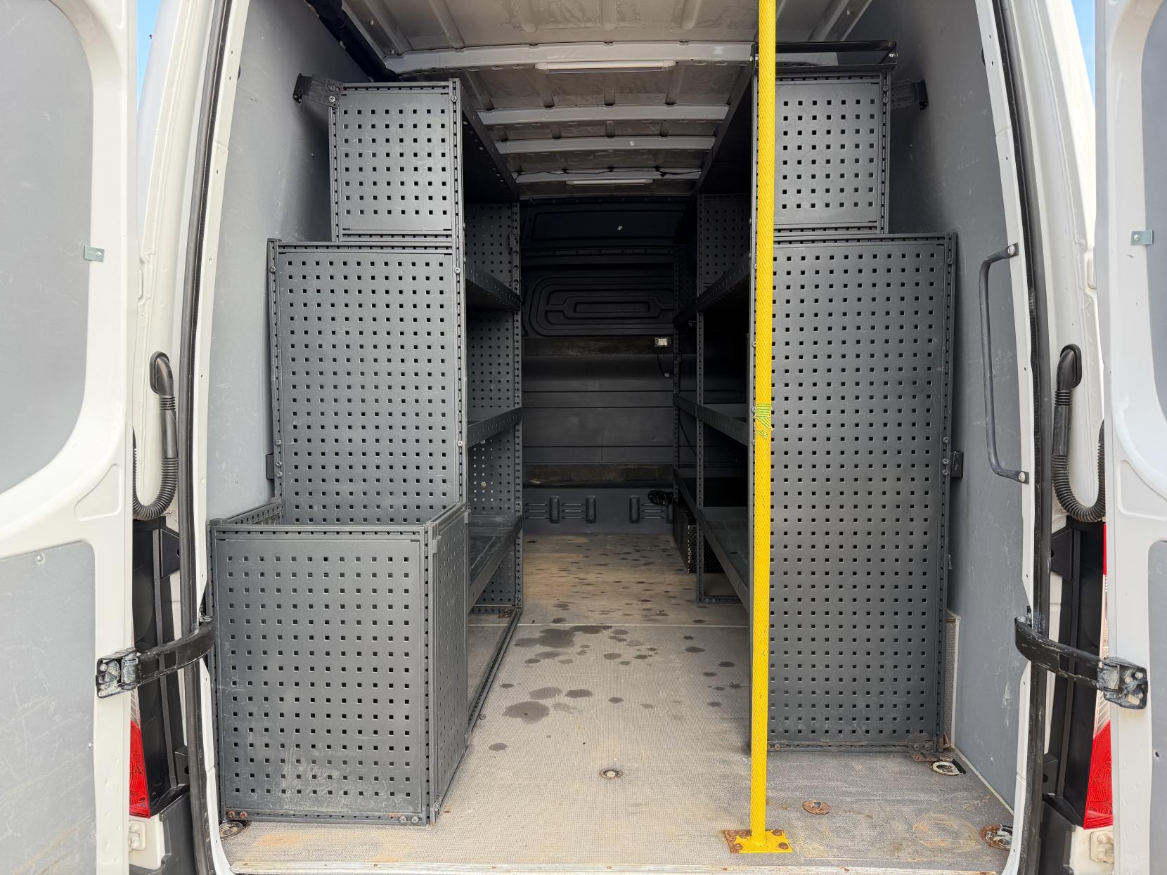 2019 Mercedes-Benz Sprinter 2.1 316 CDI Panel Van 5dr Diesel Manual RWD L2 H2 Euro 6 (163 ps) - Thumbnail 46