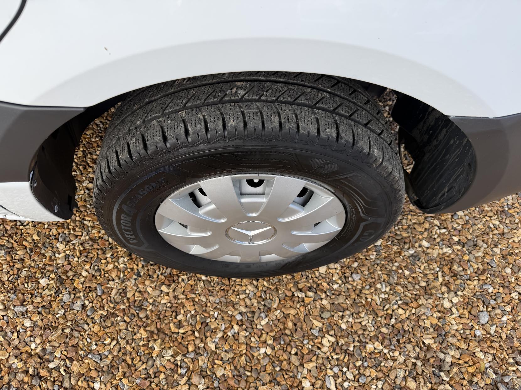 2019 Mercedes-Benz Sprinter 2.1 316 CDI Panel Van 5dr Diesel Manual RWD L2 H2 Euro 6 (163 ps) - Thumbnail 53