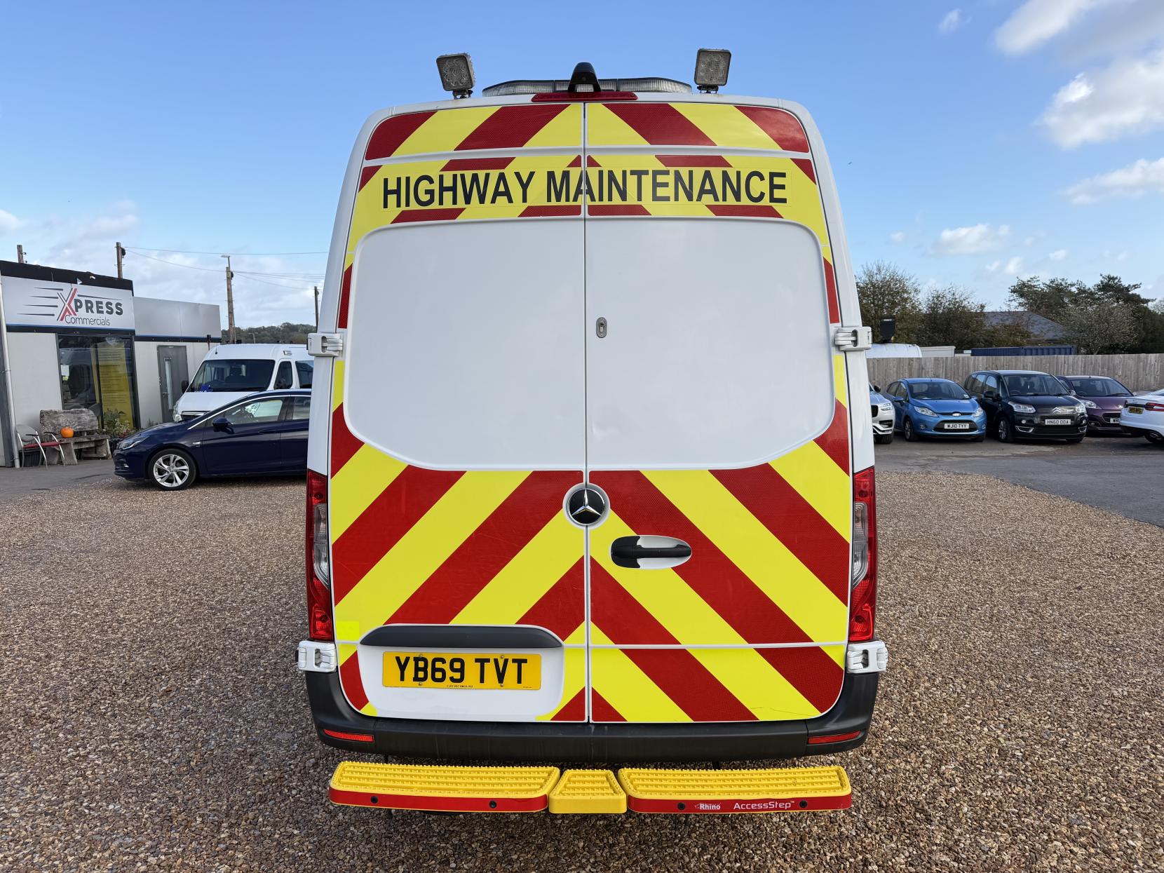 2019 Mercedes-Benz Sprinter 2.1 316 CDI Panel Van 5dr Diesel Manual RWD L2 H2 Euro 6 (163 ps) - Thumbnail 10
