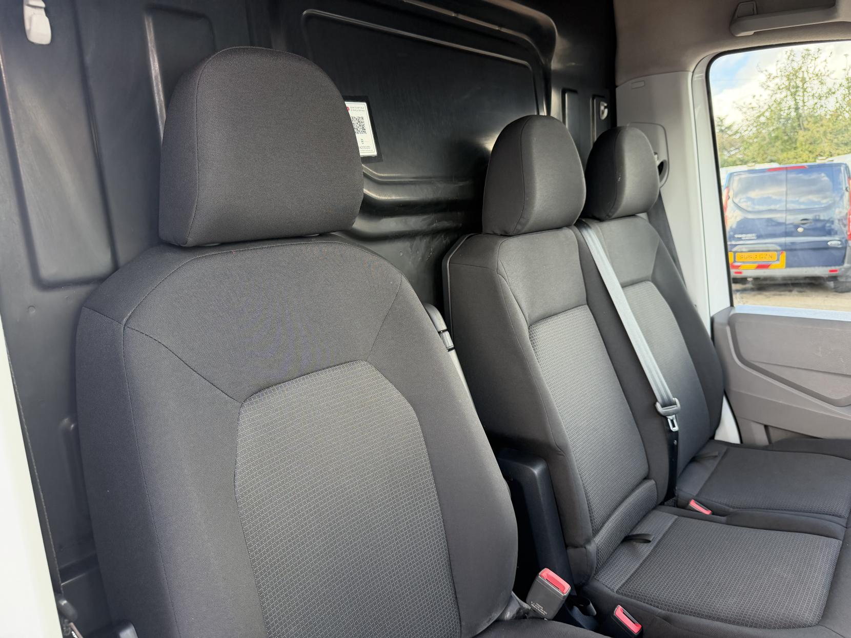 2020 MAN TGE 2.0 3140d Panel Van 5dr Diesel Manual FWD LWB High Roof Euro 6 (s/s) (140 ps) - Thumbnail 15