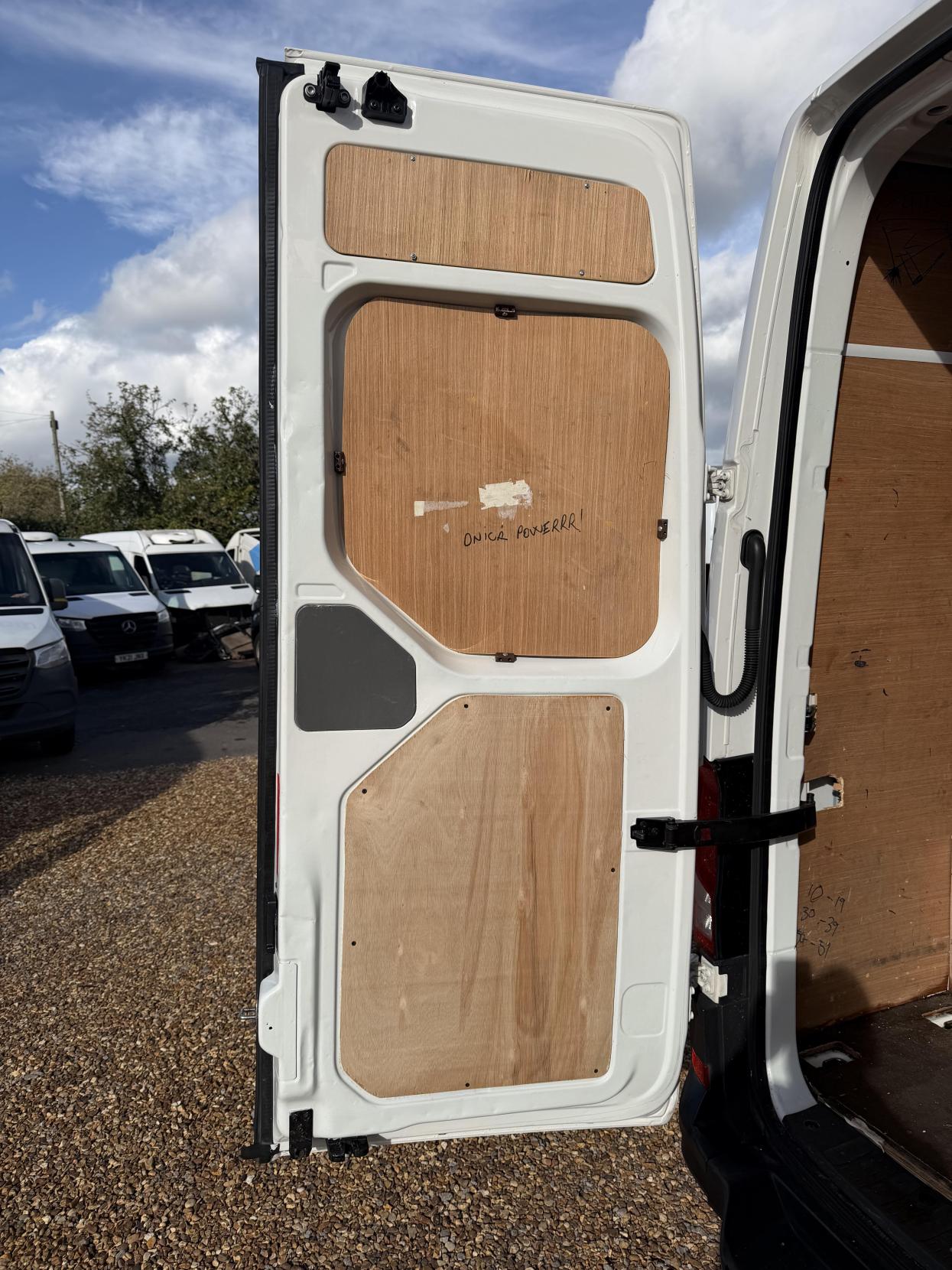 2020 MAN TGE 2.0 3140d Panel Van 5dr Diesel Manual FWD LWB High Roof Euro 6 (s/s) (140 ps) - Thumbnail 37
