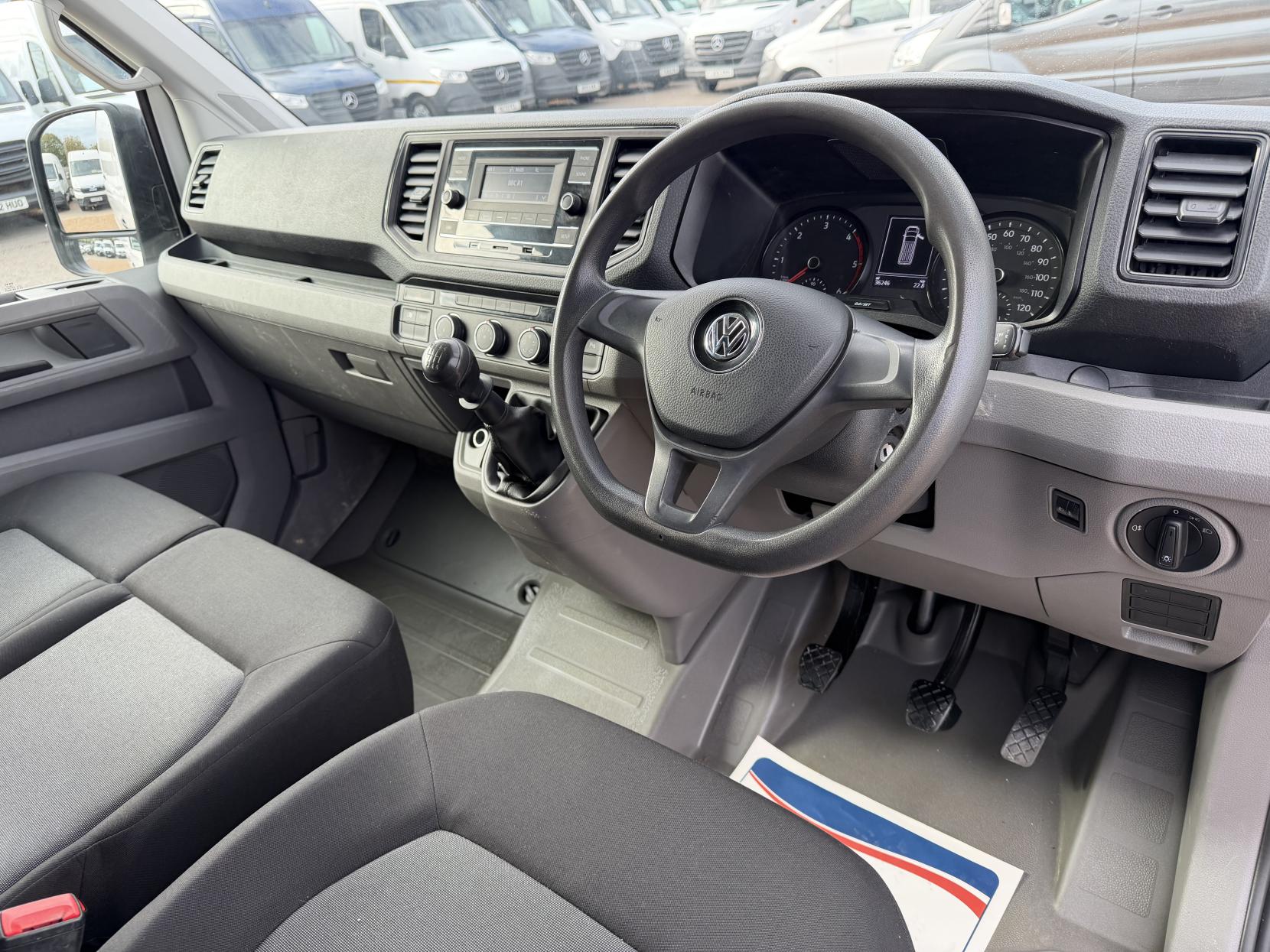 2022 Volkswagen Crafter 2.0 TDI CR30 Startline Panel Van 5dr Diesel Manual FWD MWB High Roof Euro 6 (s/s) (102 ps) - Thumbnail 2
