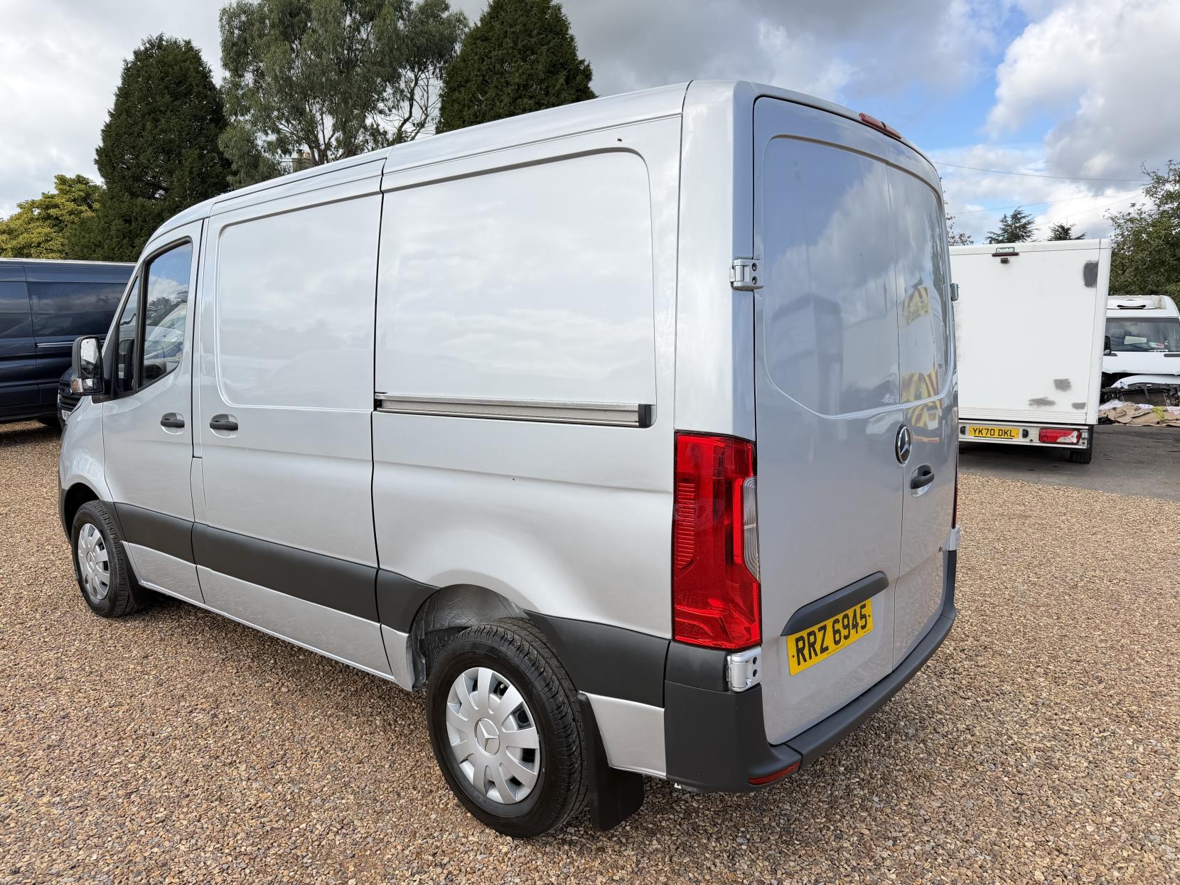 2020 Mercedes-Benz Sprinter 2.1 314 CDI Premium Panel Van 5dr Diesel Manual FWD L1 H1 Euro 6 (s/s) (143 ps) - Thumbnail 8