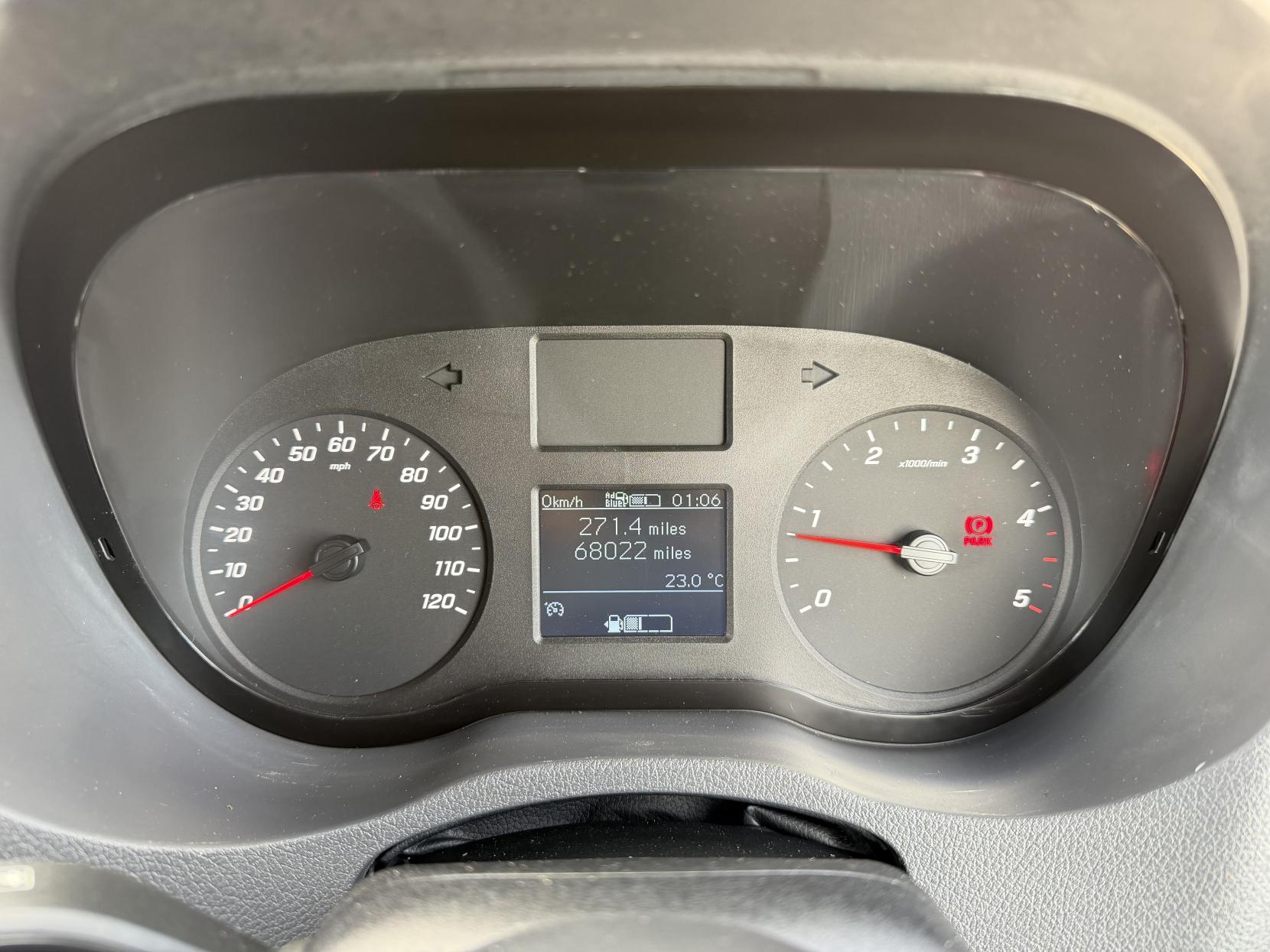 2020 Mercedes-Benz Sprinter 2.1 314 CDI Premium Panel Van 5dr Diesel Manual FWD L1 H1 Euro 6 (s/s) (143 ps) - Thumbnail 18
