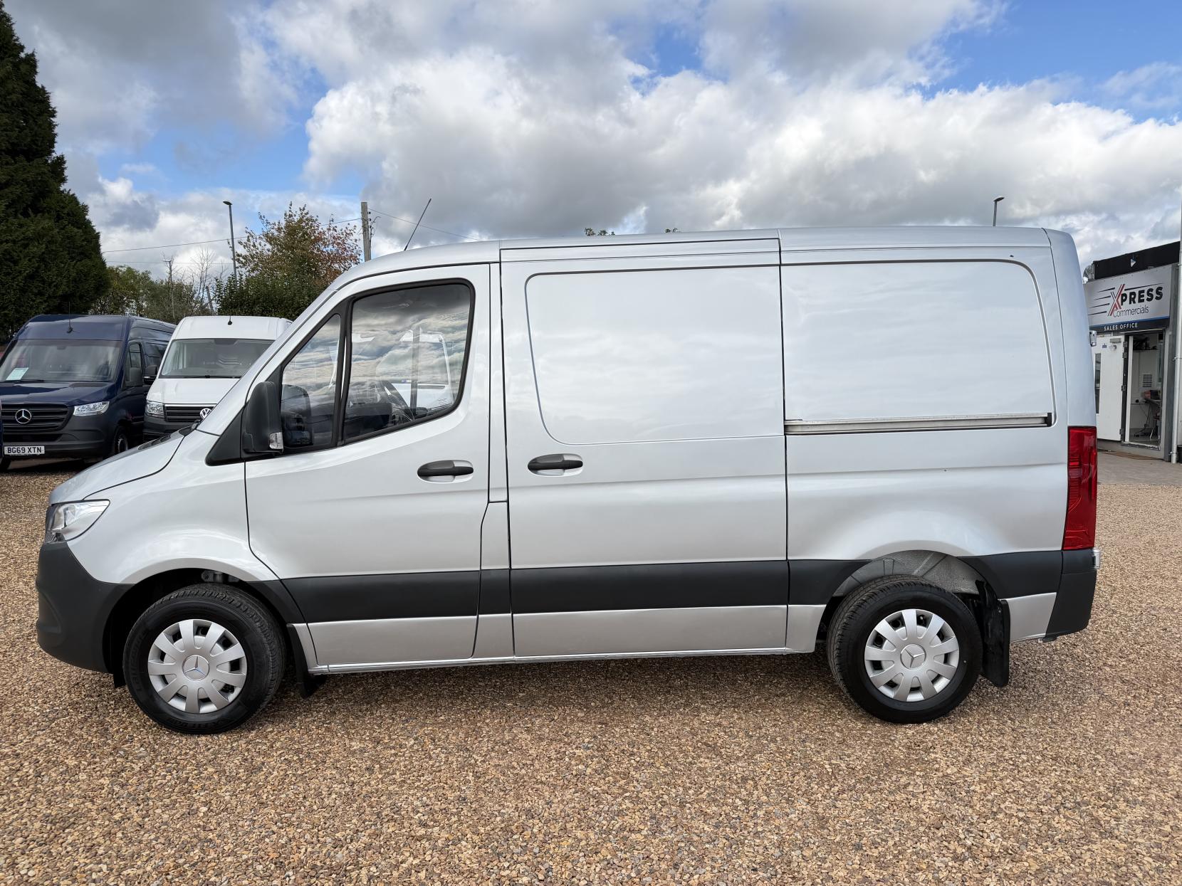 2020 Mercedes-Benz Sprinter 2.1 314 CDI Premium Panel Van 5dr Diesel Manual FWD L1 H1 Euro 6 (s/s) (143 ps) - Thumbnail 7