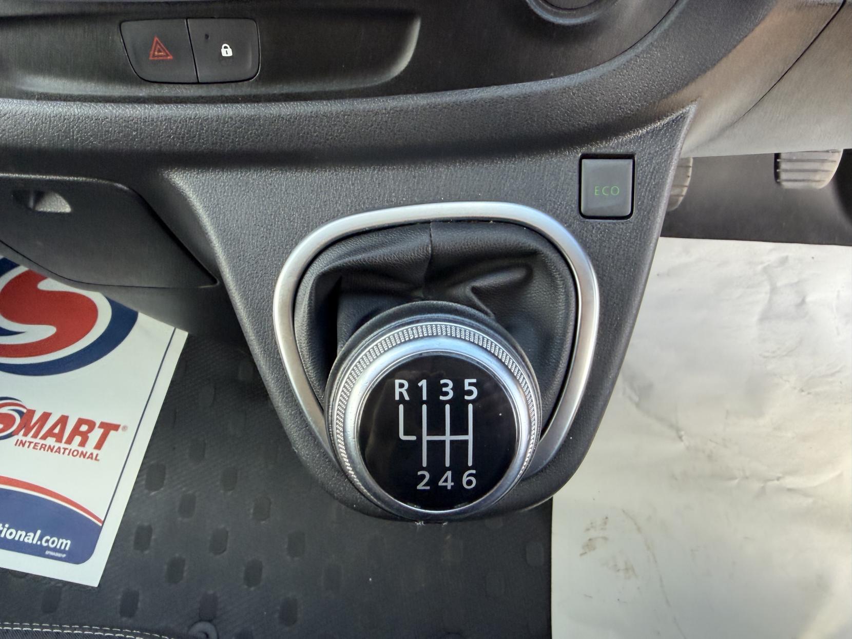 2021 Renault Trafic 2.0 dCi ENERGY 28 Sport Panel Van 5dr Diesel Manual SWB Standard Roof Euro 6 (s/s) (120 ps) - Thumbnail 28