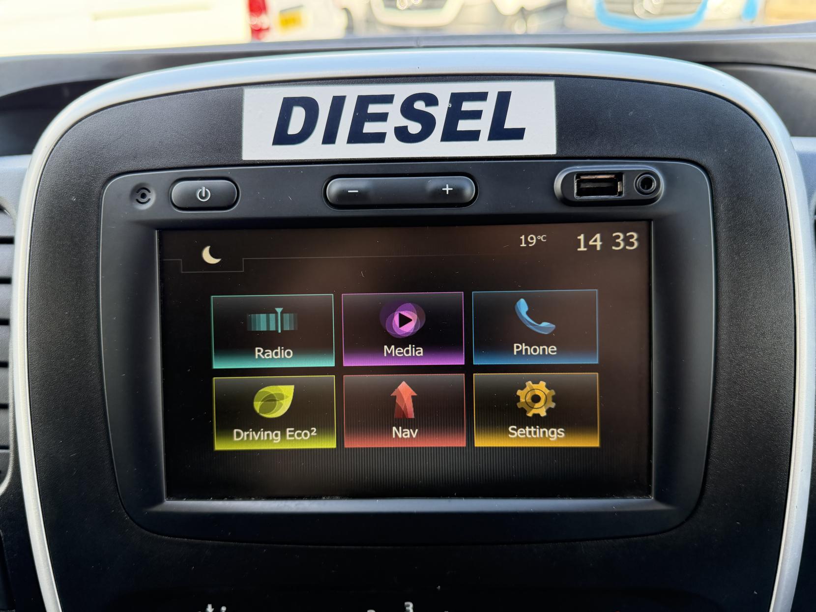 2021 Renault Trafic 2.0 dCi ENERGY 28 Sport Panel Van 5dr Diesel Manual SWB Standard Roof Euro 6 (s/s) (120 ps) - Thumbnail 20