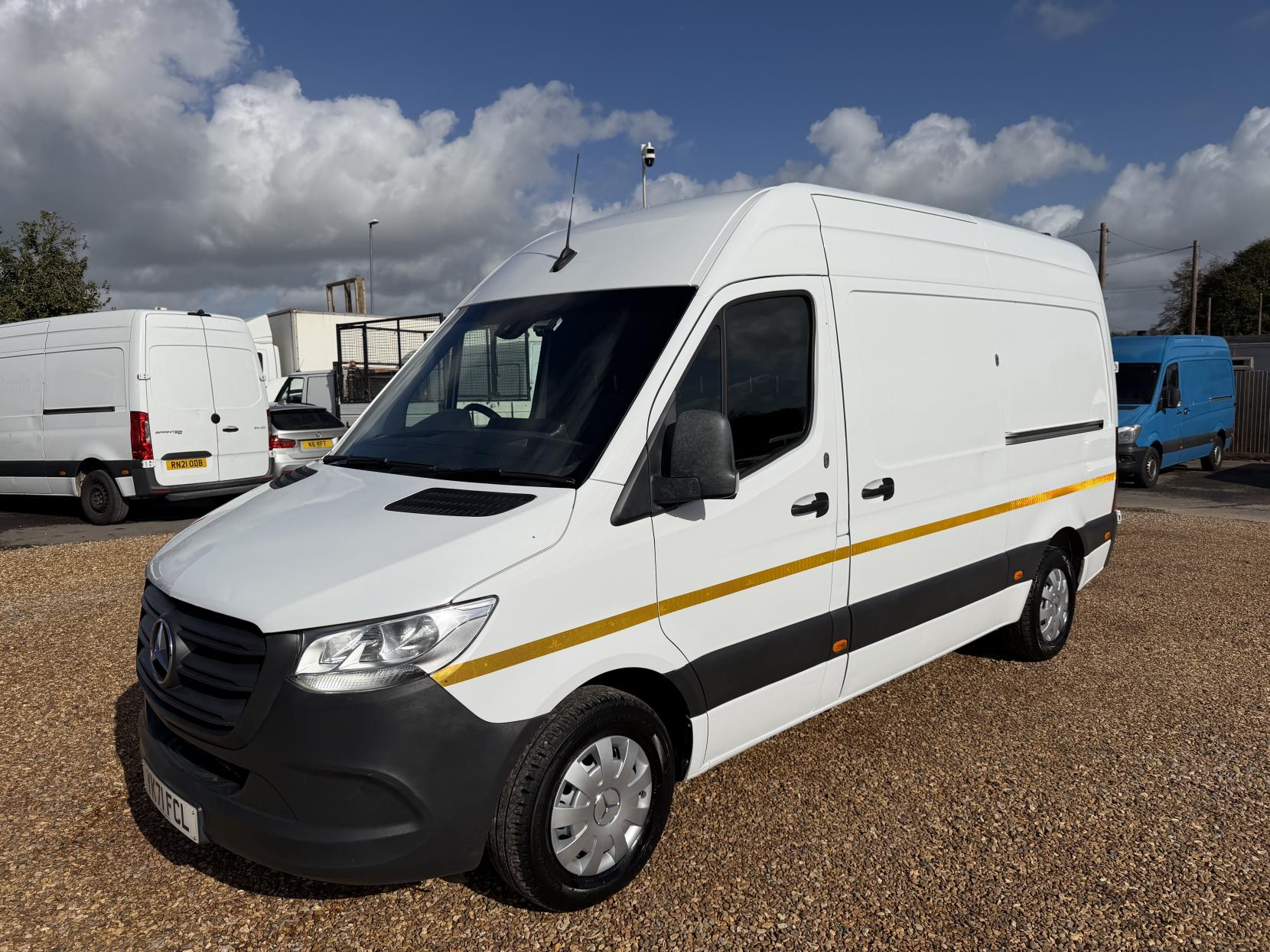 2021 Mercedes-Benz Sprinter 2.1 316 CDI Progressive Panel Van 5dr Diesel Manual RWD L2 H2 Euro 6 (s/s) (163 ps) - Thumbnail 7