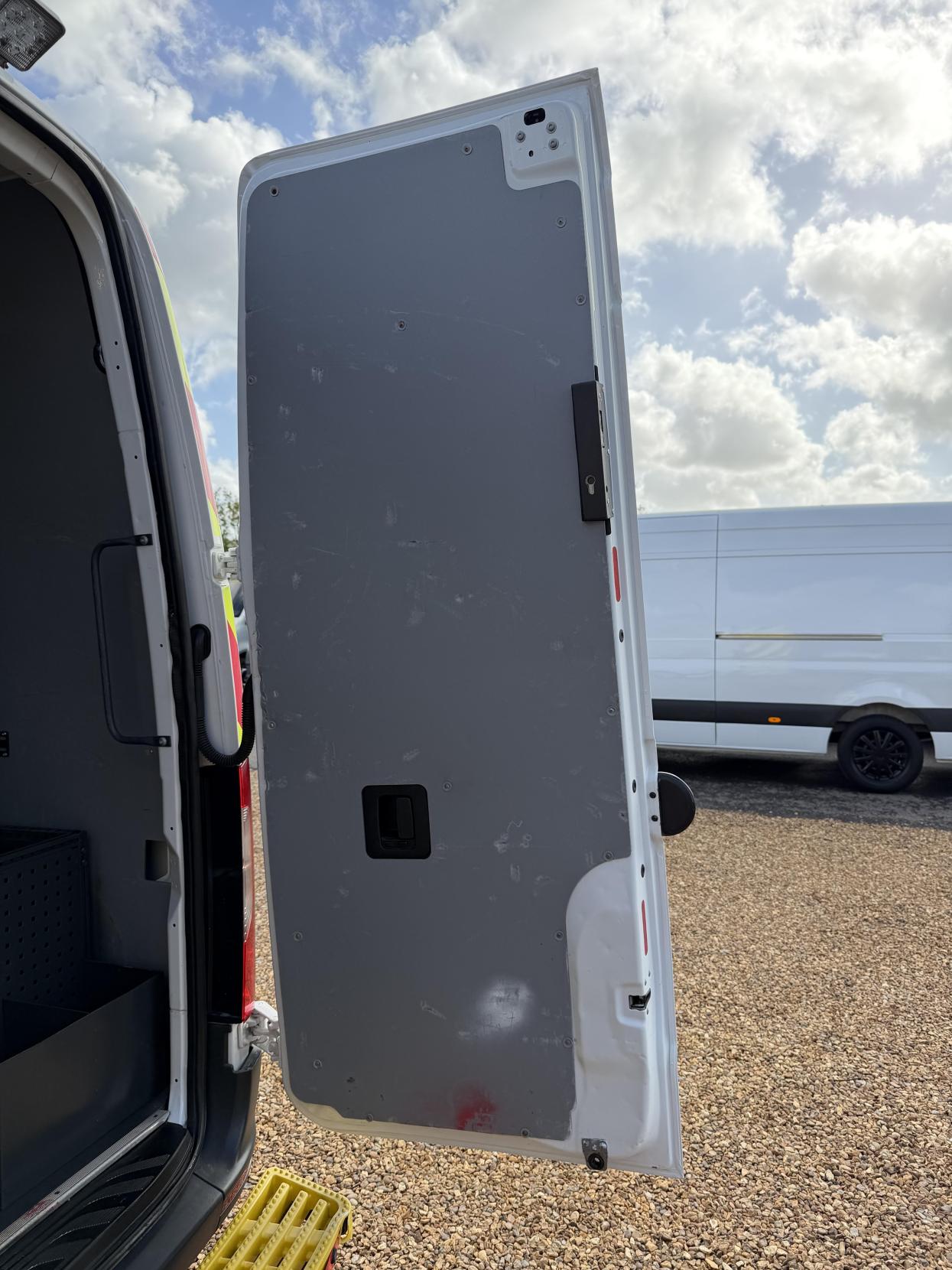 2021 Mercedes-Benz Sprinter 2.1 316 CDI Progressive Panel Van 5dr Diesel Manual RWD L2 H2 Euro 6 (s/s) (163 ps) - Thumbnail 49