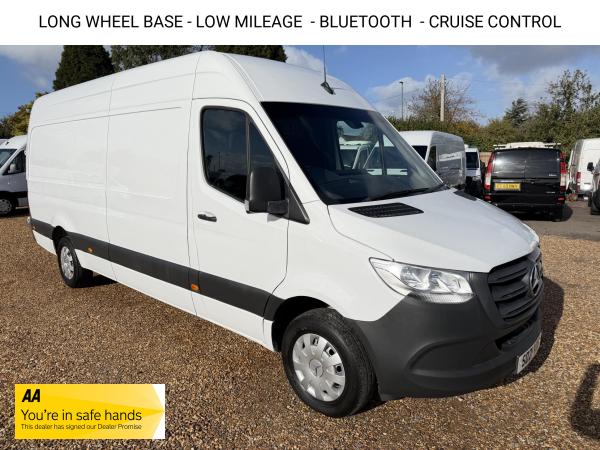 Mercedes-Benz Sprinter 2.0 315 CDI Progressive Panel Van 5dr Diesel Manual RWD L3 H2 Euro 6 (s/s) (150 ps)