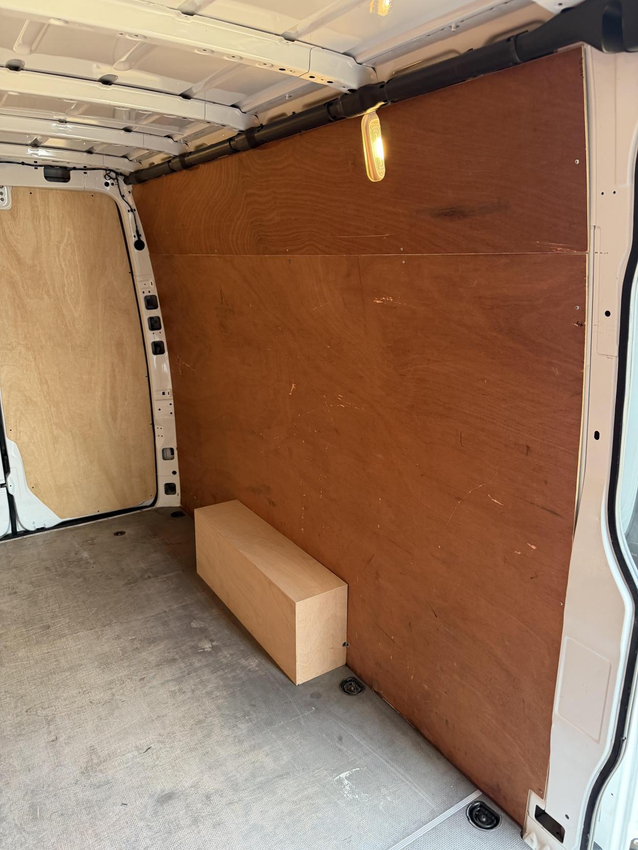 2021 Mercedes-Benz Sprinter 2.0 315 CDI Progressive Panel Van 5dr Diesel Manual RWD L3 H2 Euro 6 (s/s) (150 ps) - Thumbnail 36