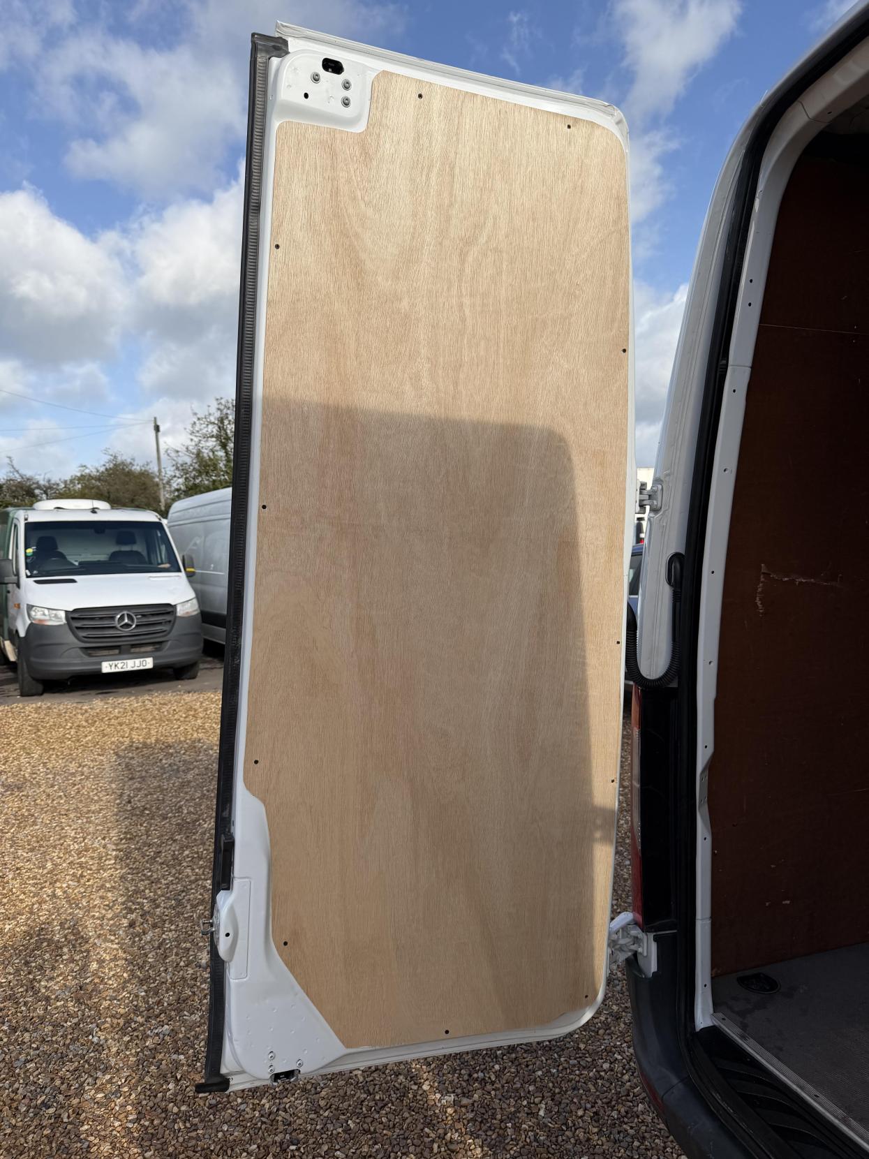 2021 Mercedes-Benz Sprinter 2.0 315 CDI Progressive Panel Van 5dr Diesel Manual RWD L3 H2 Euro 6 (s/s) (150 ps) - Thumbnail 42