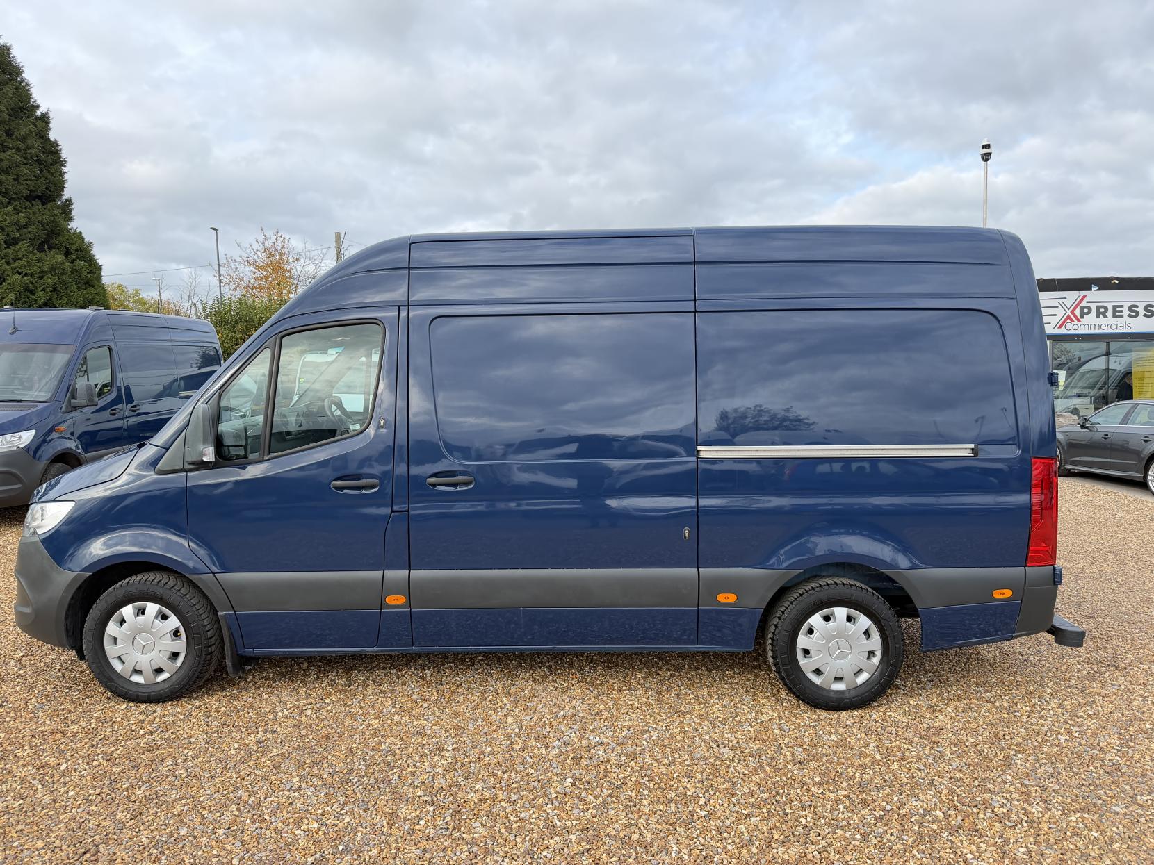 2020 Mercedes-Benz Sprinter 2.1 316 CDI Panel Van 5dr Diesel Manual RWD L2 H2 Euro 6 (163 ps) - Thumbnail 8