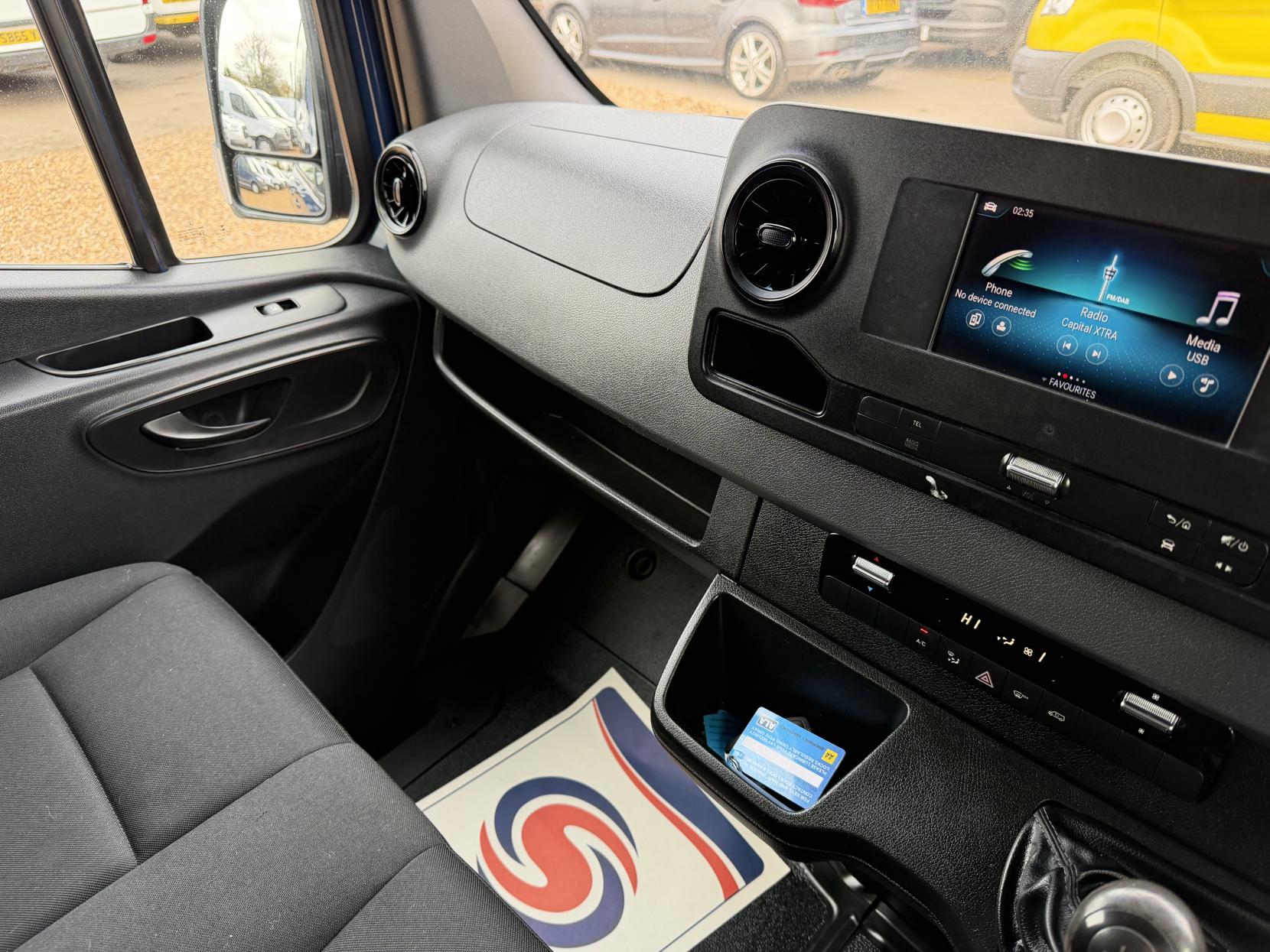 2020 Mercedes-Benz Sprinter 2.1 316 CDI Panel Van 5dr Diesel Manual RWD L2 H2 Euro 6 (163 ps) - Thumbnail 31