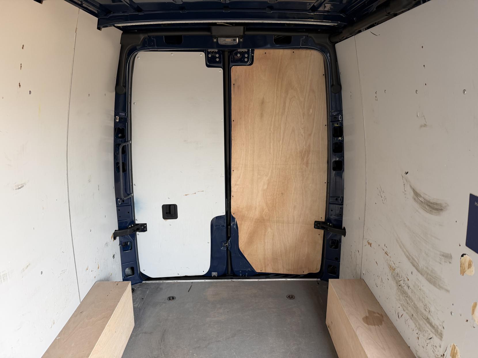 2020 Mercedes-Benz Sprinter 2.1 316 CDI Panel Van 5dr Diesel Manual RWD L2 H2 Euro 6 (163 ps) - Thumbnail 35