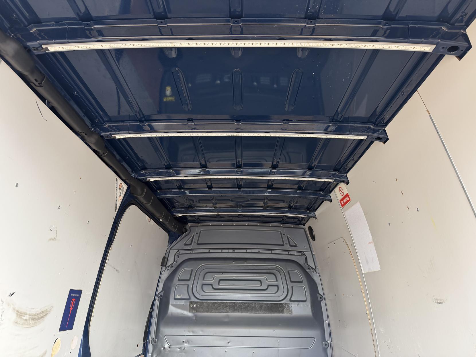 2020 Mercedes-Benz Sprinter 2.1 316 CDI Panel Van 5dr Diesel Manual RWD L2 H2 Euro 6 (163 ps) - Thumbnail 44