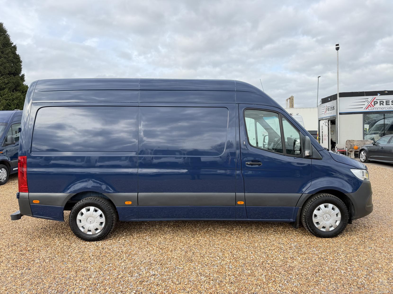 2020 Mercedes-Benz Sprinter 2.1 316 CDI Panel Van 5dr Diesel Manual RWD L2 H2 Euro 6 (163 ps) - Thumbnail 12