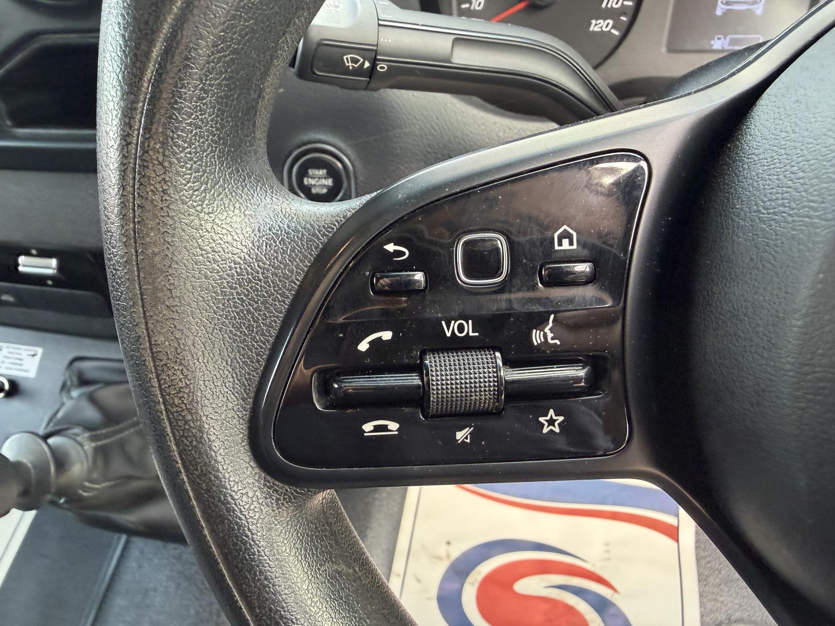 2019 Mercedes-Benz Sprinter 2.1 314 CDI Panel Van 5dr Diesel Manual RWD L2 H2 Euro 6 (s/s) (143 ps) - Thumbnail 17