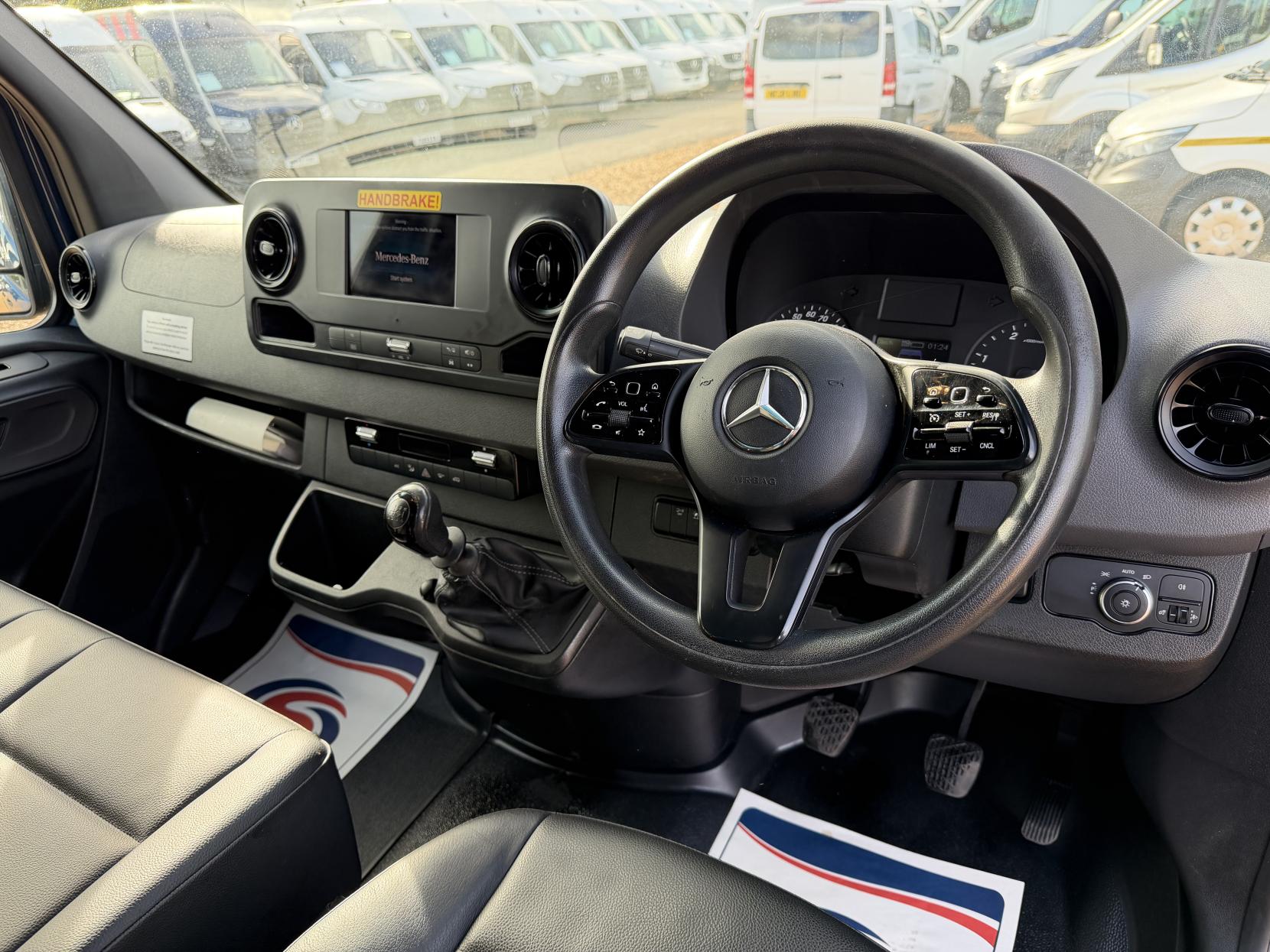 2019 Mercedes-Benz Sprinter 2.1 314 CDI Panel Van 5dr Diesel Manual RWD L2 H2 Euro 6 (s/s) (143 ps) - Thumbnail 2