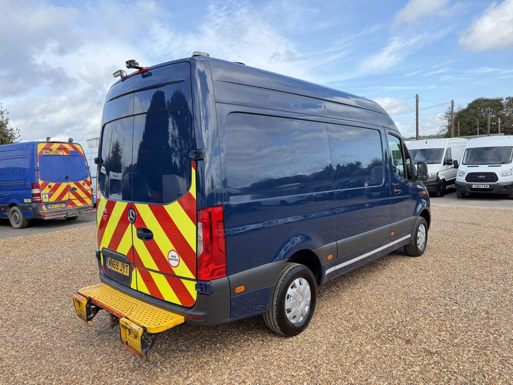2019 Mercedes-Benz Sprinter 2.1 314 CDI Panel Van 5dr Diesel Manual RWD L2 H2 Euro 6 (s/s) (143 ps) - Thumbnail 11