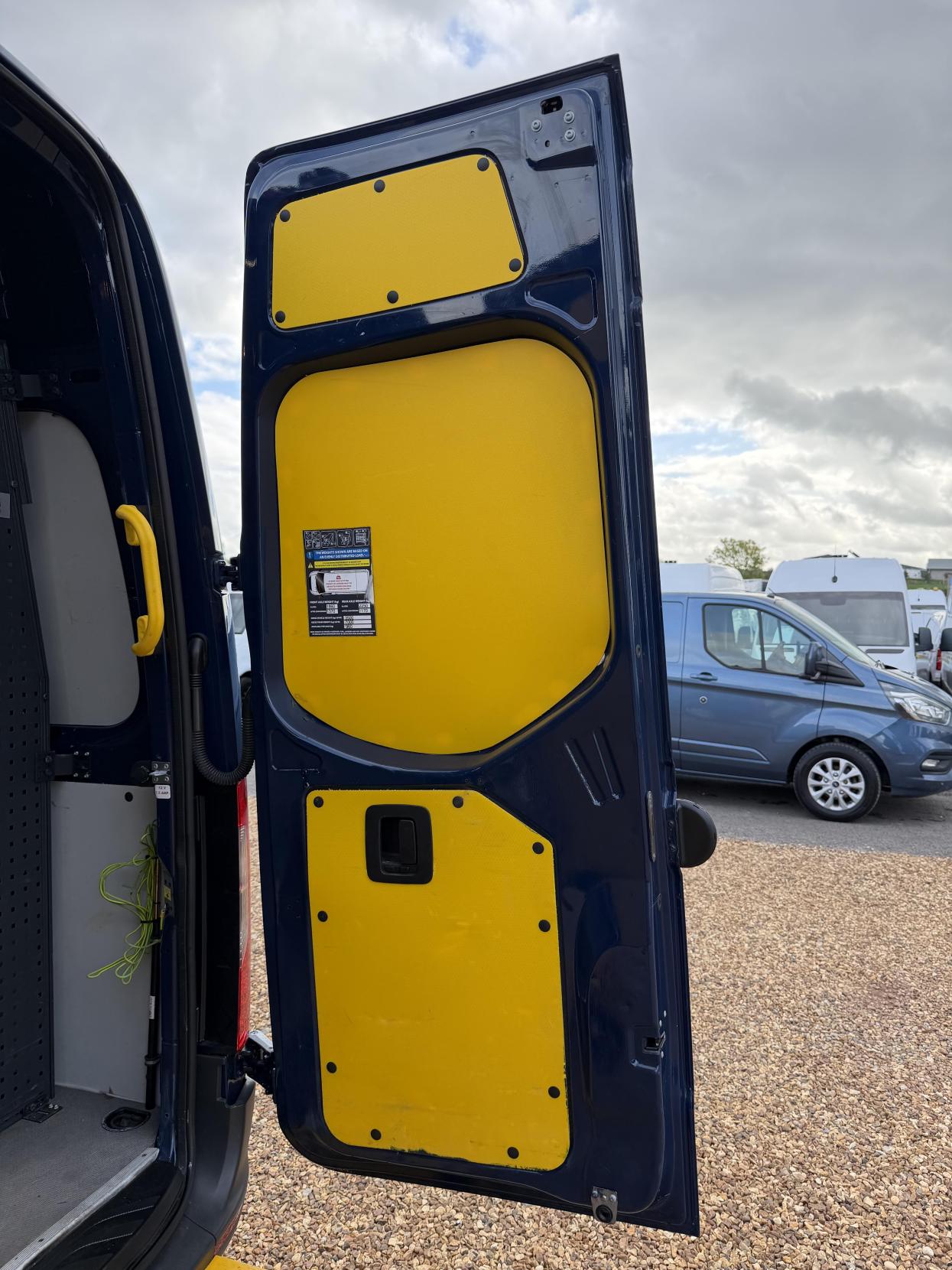 2019 Mercedes-Benz Sprinter 2.1 314 CDI Panel Van 5dr Diesel Manual RWD L2 H2 Euro 6 (s/s) (143 ps) - Thumbnail 48