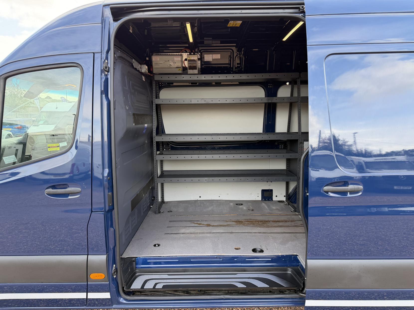 2019 Mercedes-Benz Sprinter 2.1 314 CDI Panel Van 5dr Diesel Manual RWD L2 H2 Euro 6 (s/s) (143 ps) - Thumbnail 32
