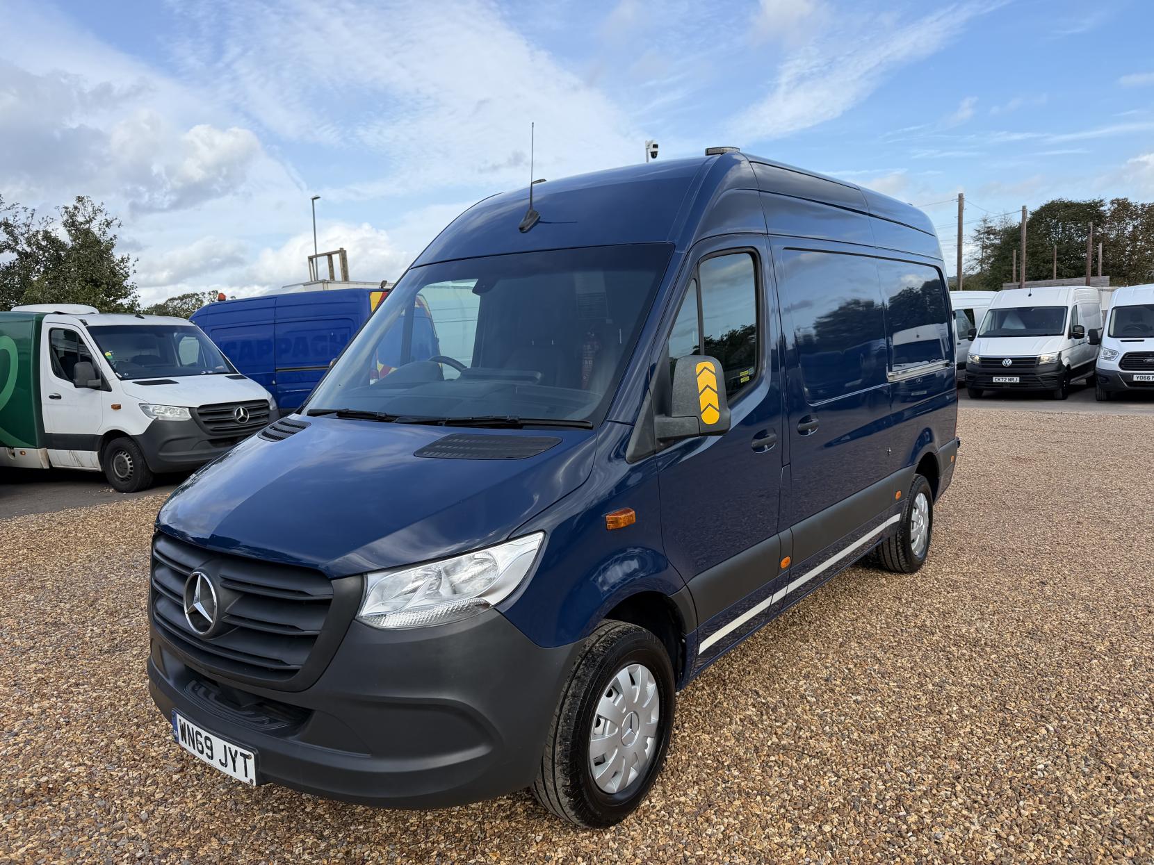 2019 Mercedes-Benz Sprinter 2.1 314 CDI Panel Van 5dr Diesel Manual RWD L2 H2 Euro 6 (s/s) (143 ps) - Thumbnail 7