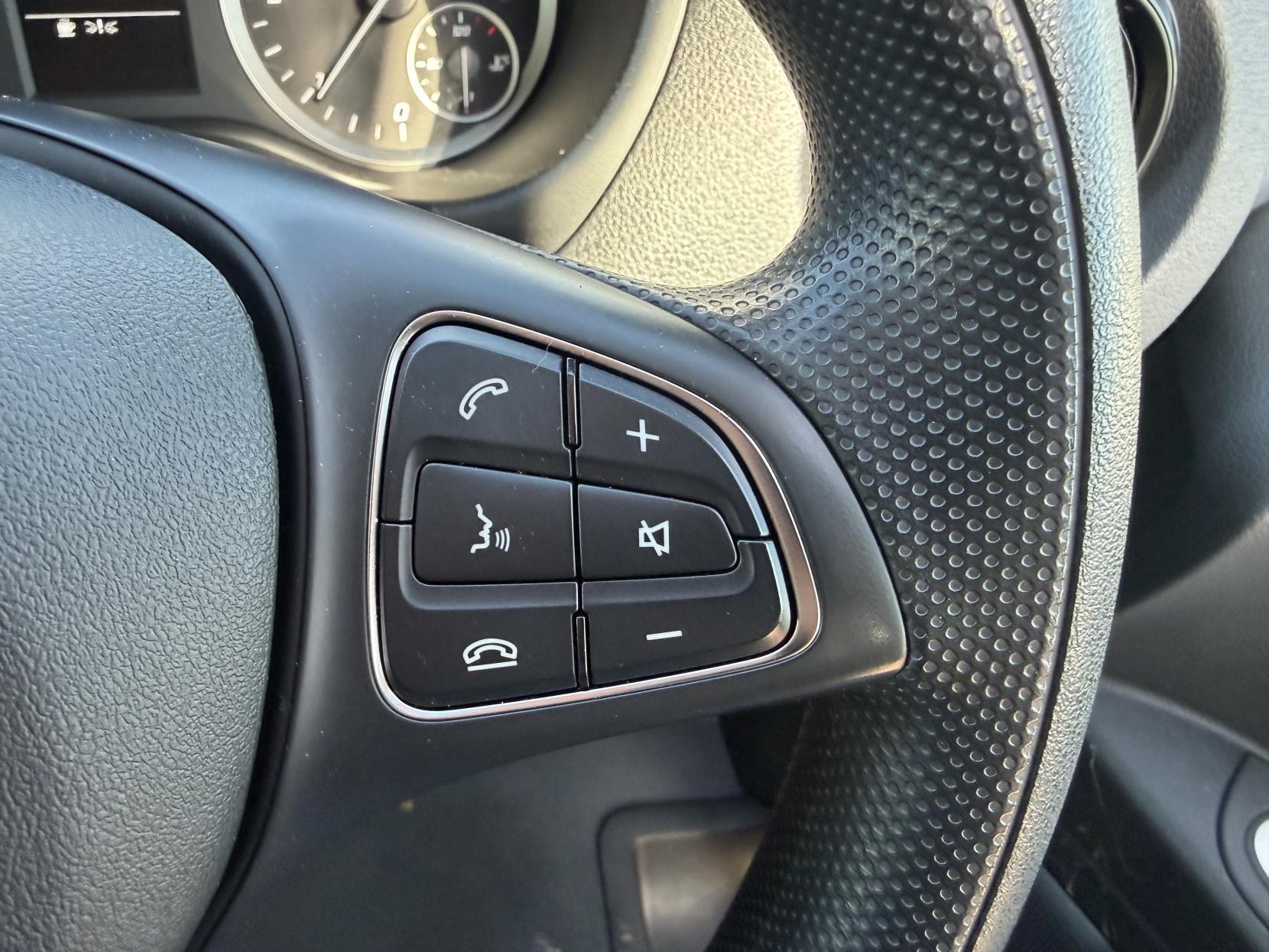 2021 Mercedes-Benz Vito 1.7 114 CDI Progressive Panel Van 5dr Diesel Manual FWD L2 Euro 6 (s/s) (LWB) (136 ps) - Thumbnail 19