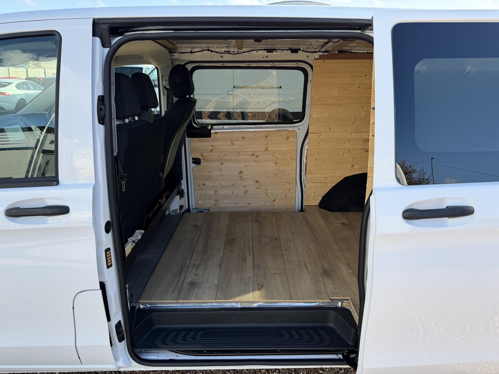 2021 Mercedes-Benz Vito 1.7 114 CDI Progressive Panel Van 5dr Diesel Manual FWD L2 Euro 6 (s/s) (LWB) (136 ps) - Thumbnail 30