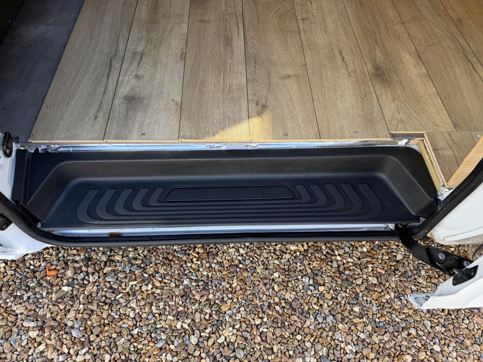 2021 Mercedes-Benz Vito 1.7 114 CDI Progressive Panel Van 5dr Diesel Manual FWD L2 Euro 6 (s/s) (LWB) (136 ps) - Thumbnail 31
