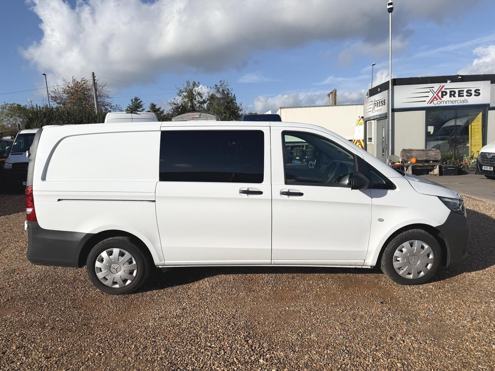 2021 Mercedes-Benz Vito 1.7 114 CDI Progressive Panel Van 5dr Diesel Manual FWD L2 Euro 6 (s/s) (LWB) (136 ps) - Thumbnail 12