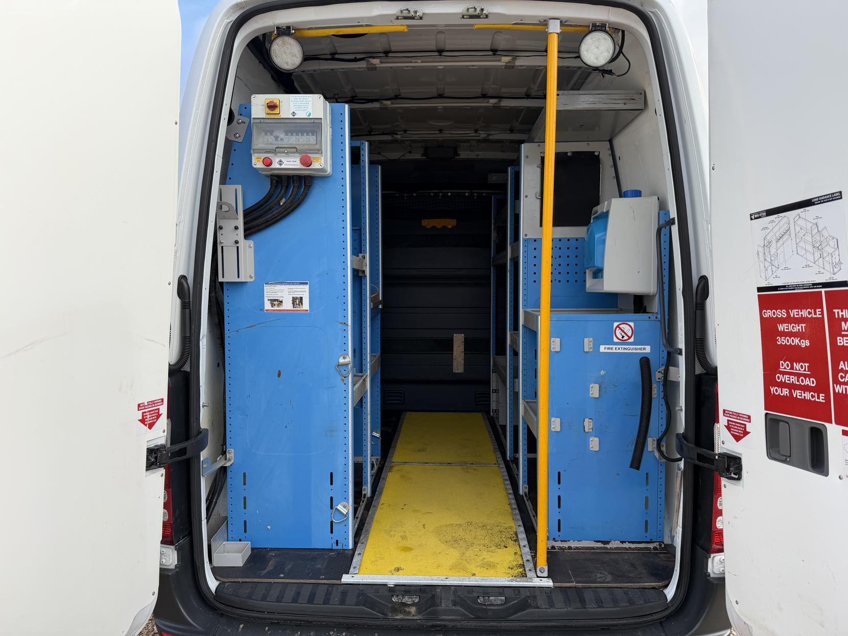 2017 Mercedes-Benz Sprinter 2.1 314 CDi BlueEFFICIENCY Panel Van 5dr Diesel Manual RWD L1 (199 g/km, 140 bhp) - Thumbnail 40