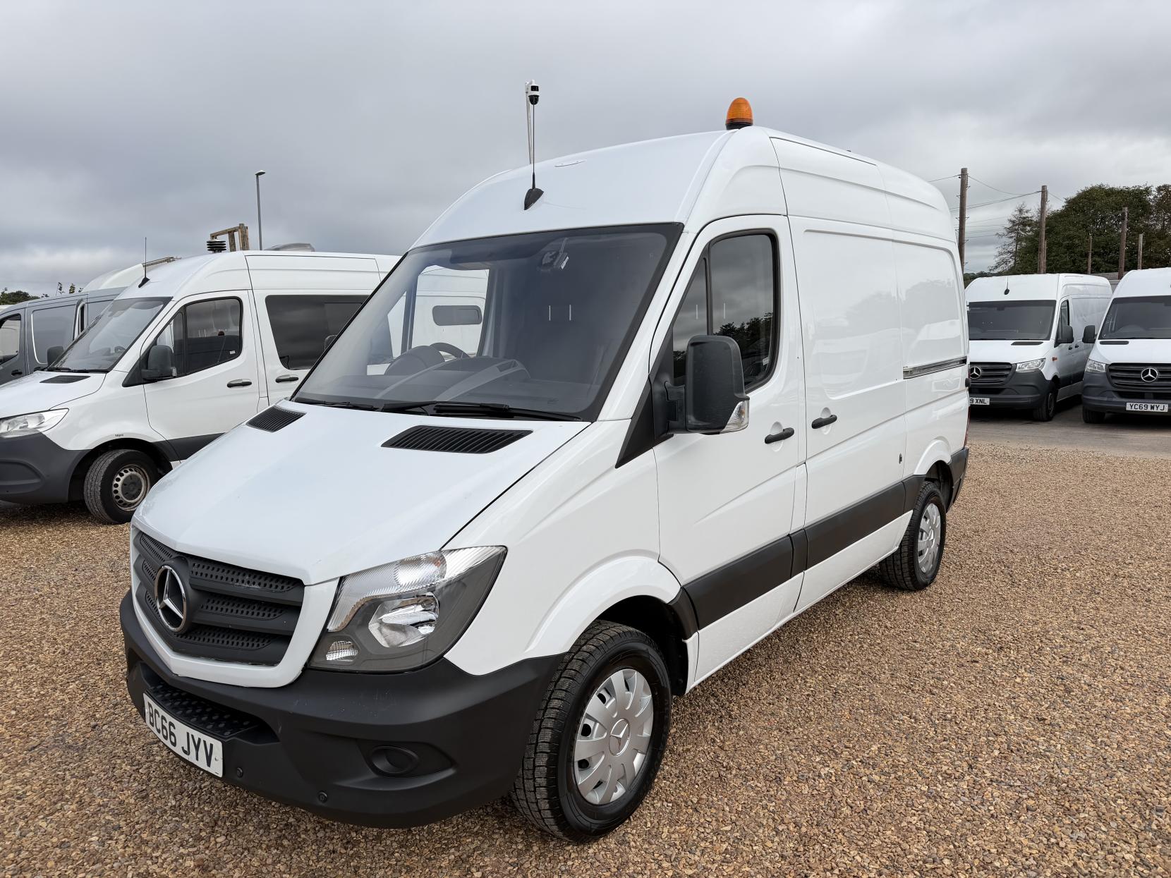 2017 Mercedes-Benz Sprinter 2.1 314 CDi BlueEFFICIENCY Panel Van 5dr Diesel Manual RWD L1 (199 g/km, 140 bhp) - Thumbnail 7
