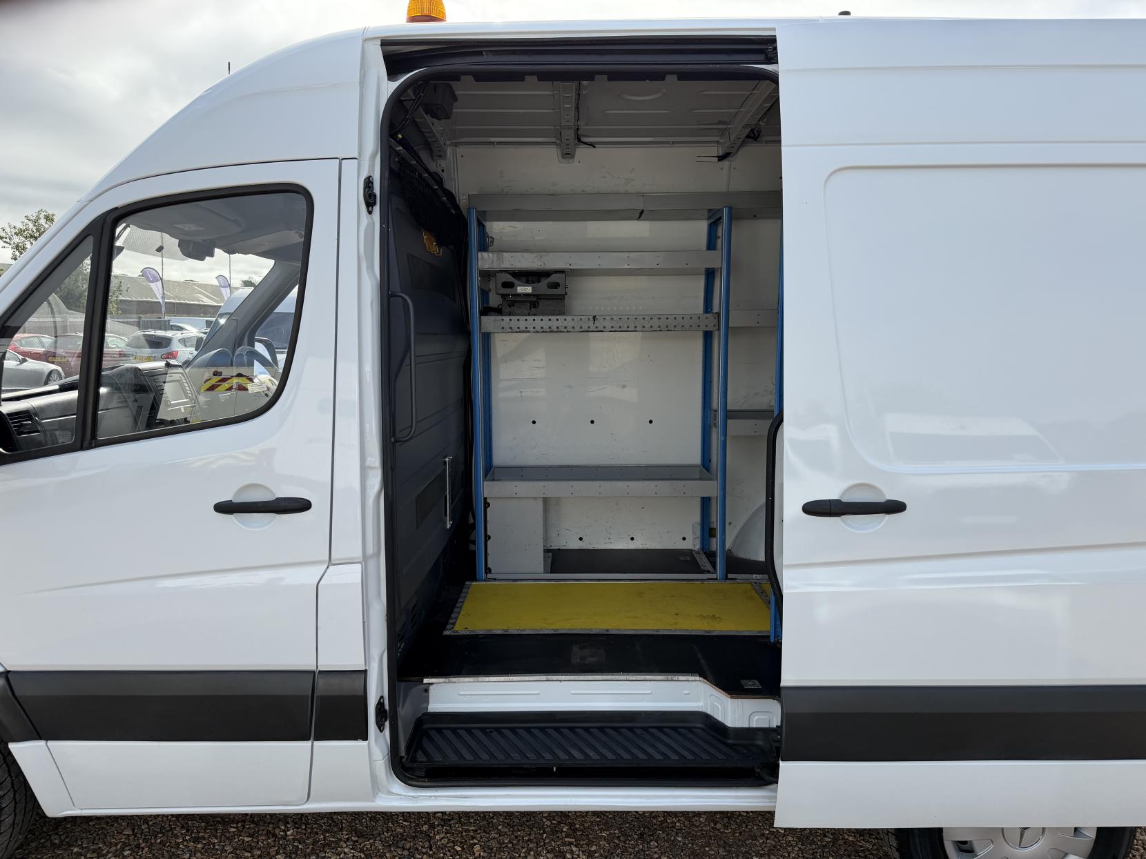 2017 Mercedes-Benz Sprinter 2.1 314 CDi BlueEFFICIENCY Panel Van 5dr Diesel Manual RWD L1 (199 g/km, 140 bhp) - Thumbnail 33