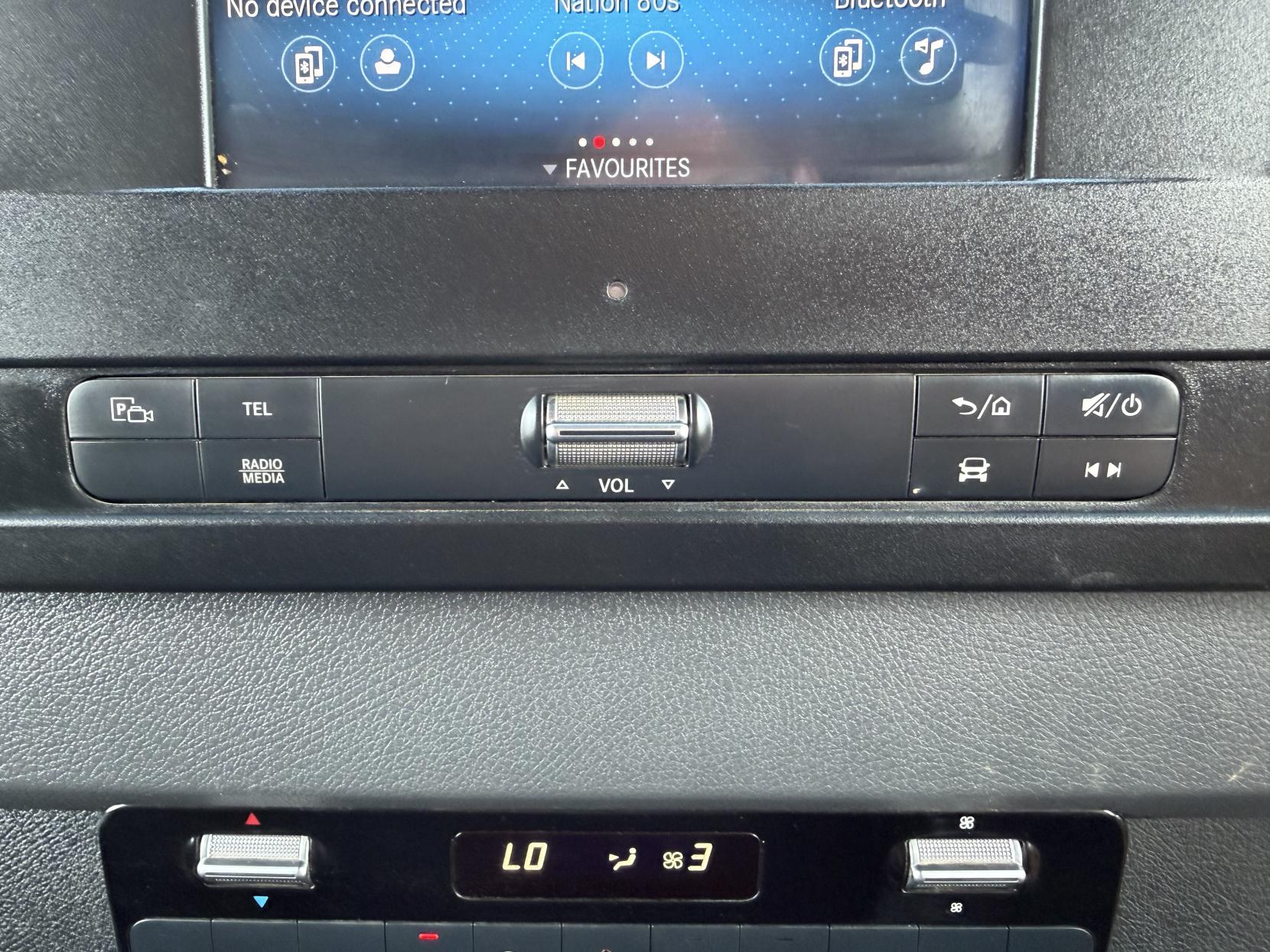 2020 Mercedes-Benz Sprinter 2.1 314 CDI Premium Panel Van 5dr Diesel Manual FWD L2 H2 Euro 6 (s/s) (143 ps) - Thumbnail 21