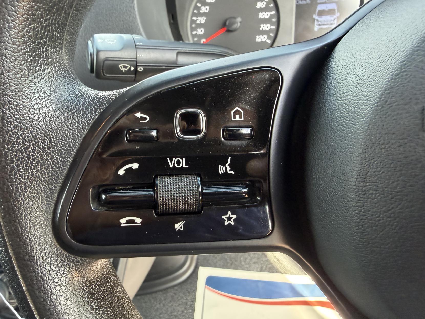 2020 Mercedes-Benz Sprinter 2.1 314 CDI Premium Panel Van 5dr Diesel Manual FWD L2 H2 Euro 6 (s/s) (143 ps) - Thumbnail 16