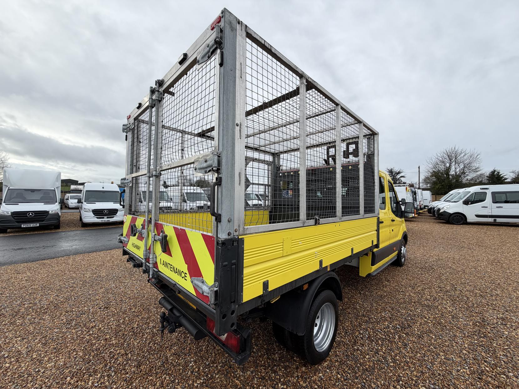 2016 Ford Transit 2.2 TDCi 350 Chassis Double Cab 4dr Diesel Manual RWD L3 H1 Euro 5 (DRW) (100 ps) - Thumbnail 13
