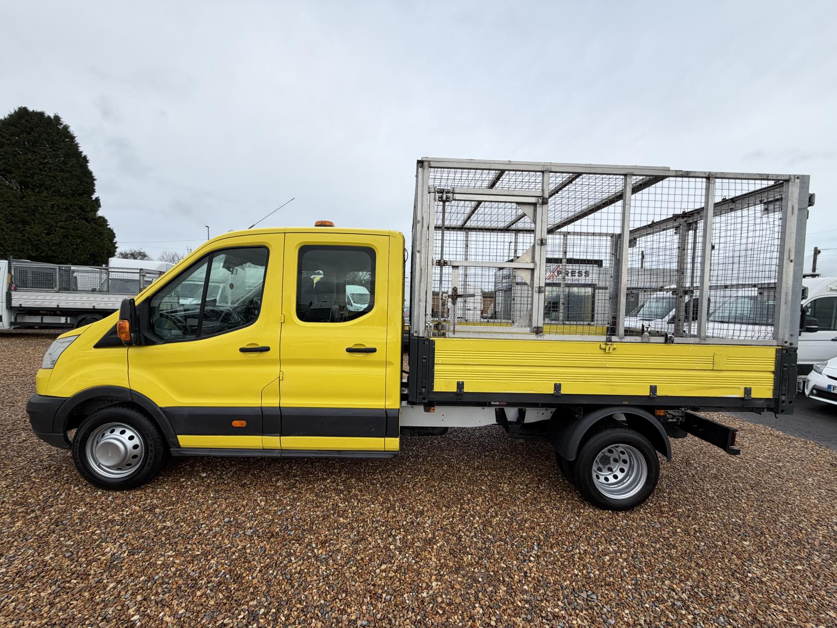 2016 Ford Transit 2.2 TDCi 350 Chassis Double Cab 4dr Diesel Manual RWD L3 H1 Euro 5 (DRW) (100 ps) - Thumbnail 7